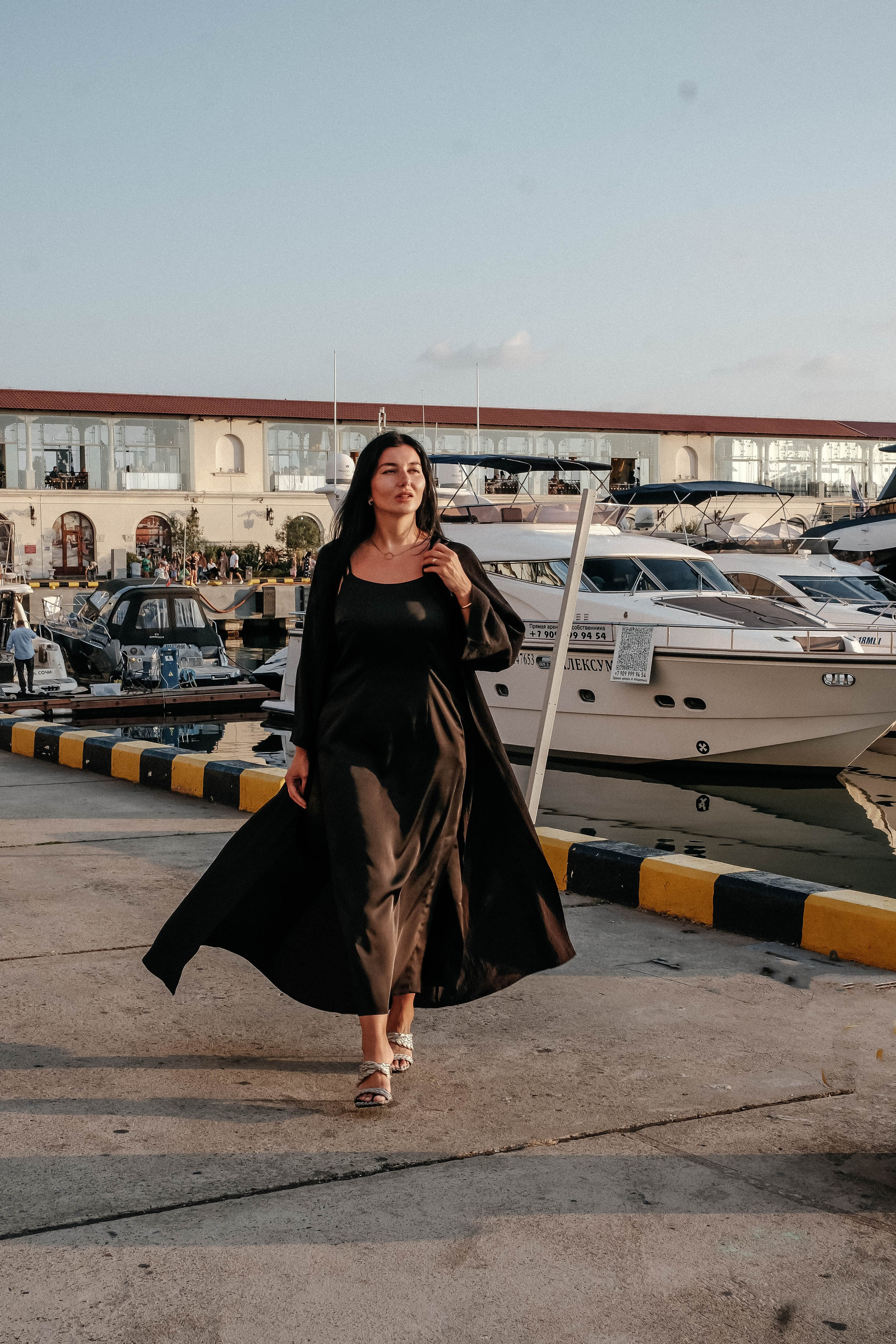 Александра. Главная