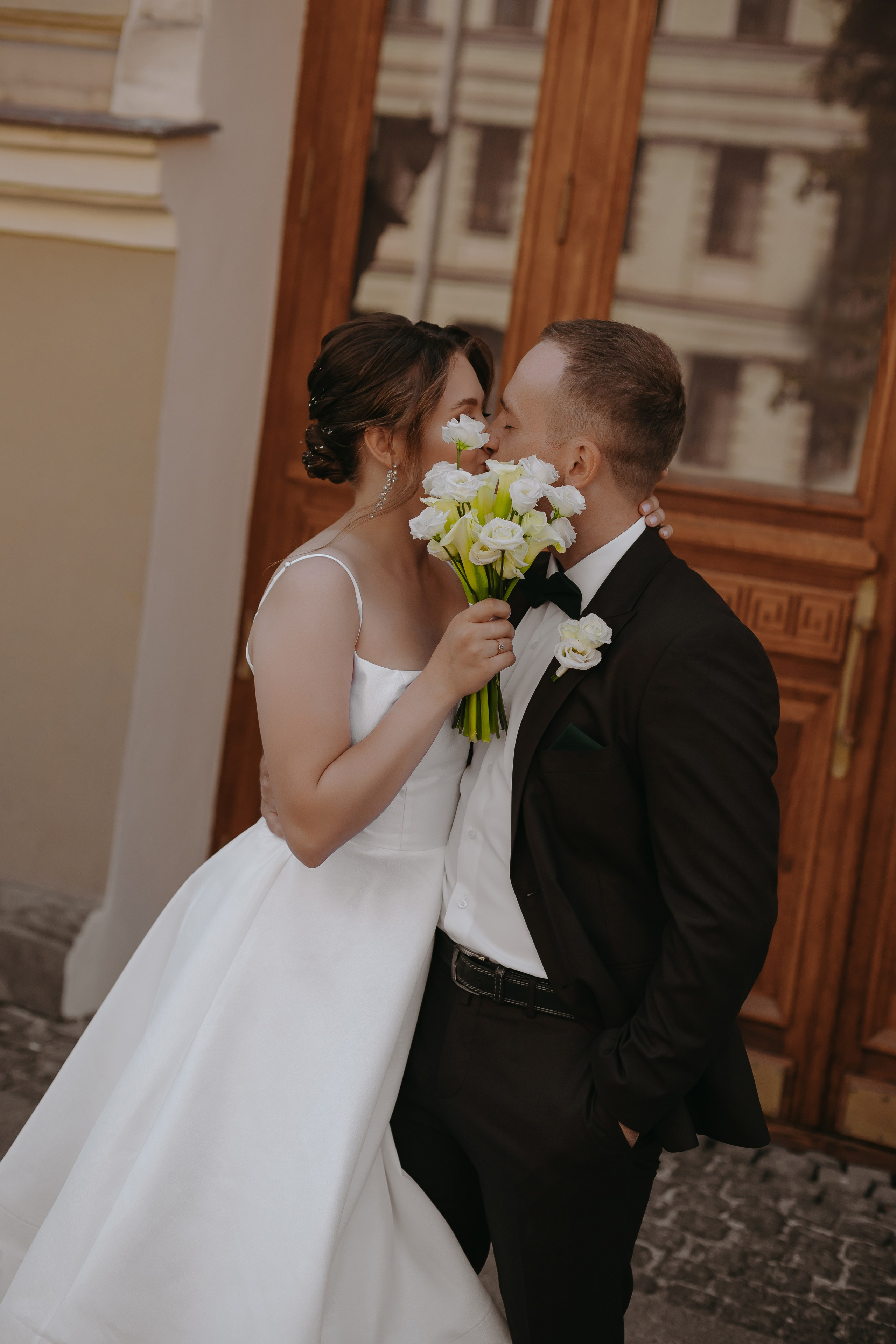 Я принёс тебе весну. Свадебный и семейный фотограф Арина Кулёва