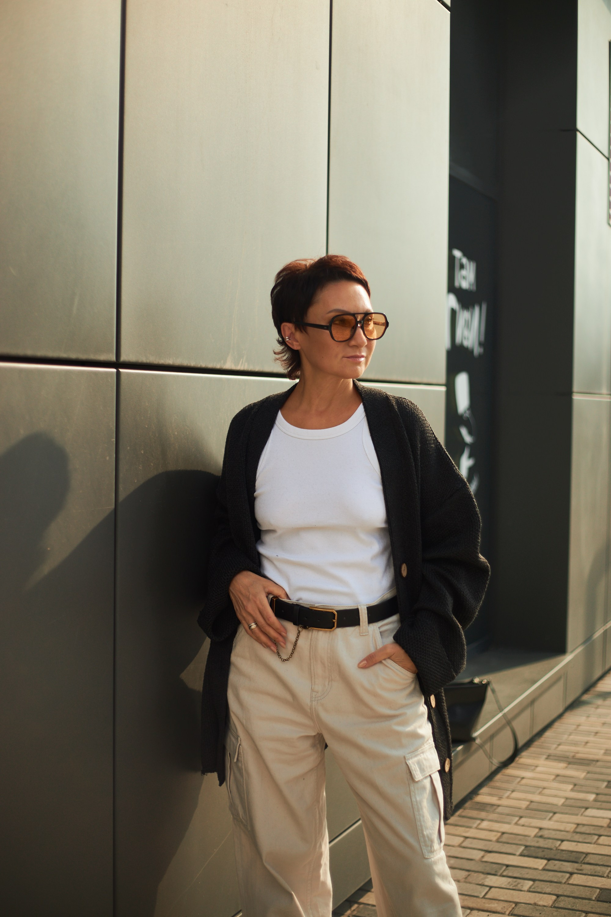 Фотограф портреты Екатеринбург индивидуальная фотосессия мужской женский портрет Екб заказать фотосет студия цена прогулочная съемка фото. Фотограф Екатеринбург Анастасия Жерновская | Маркетплейсы и нейрофото