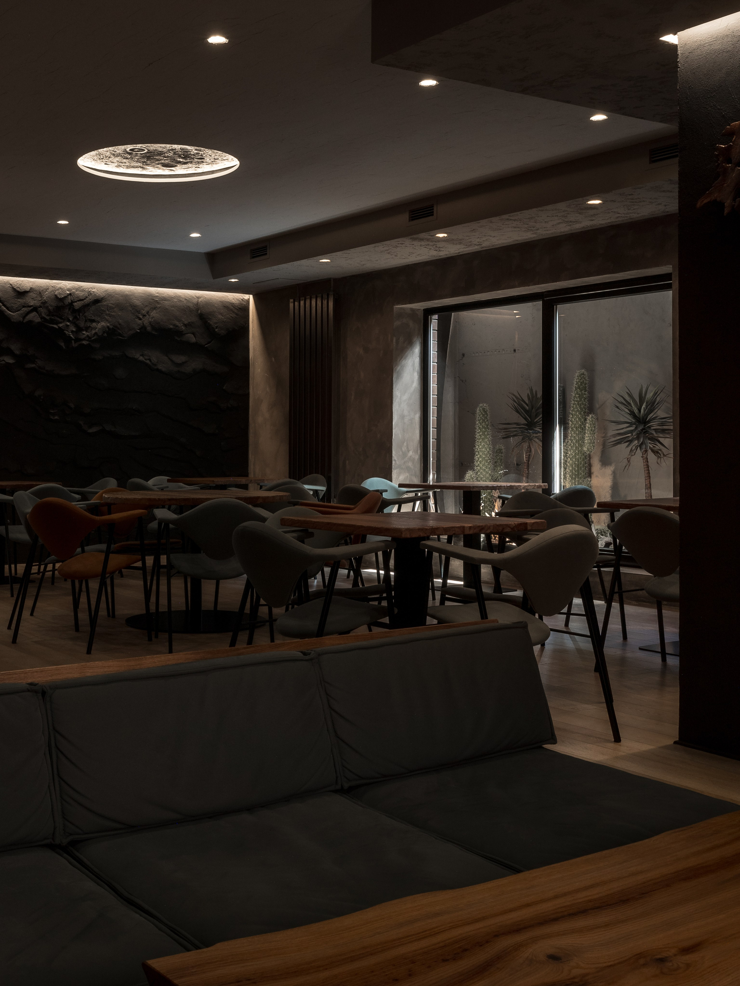 Yucca Bar. Klauzevits Workshop