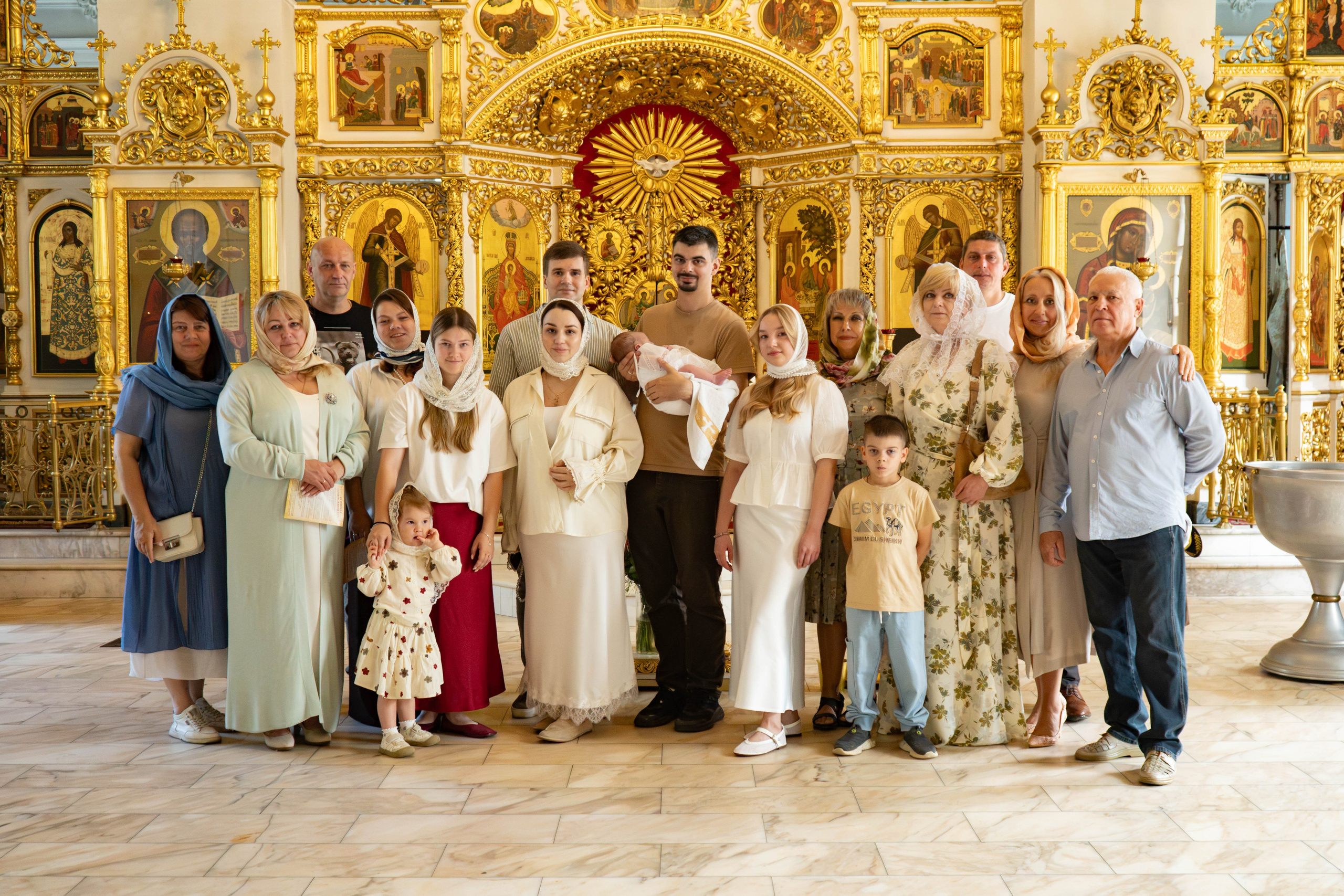 Крещение Макара. Фотограф Москва Валерия Веденина