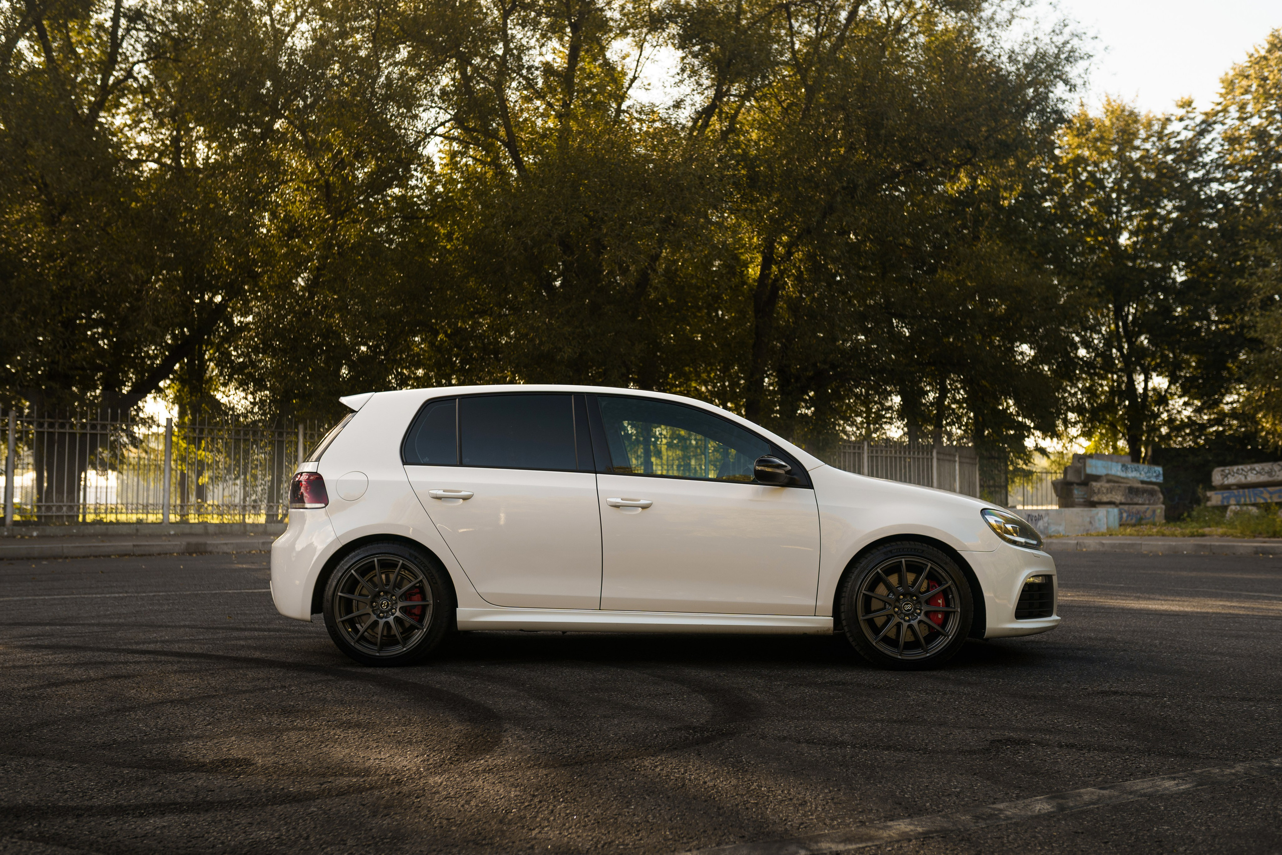 Съёмка автомобилей на продажу. Автомобильный фотограф в Москве | Базилев Александр