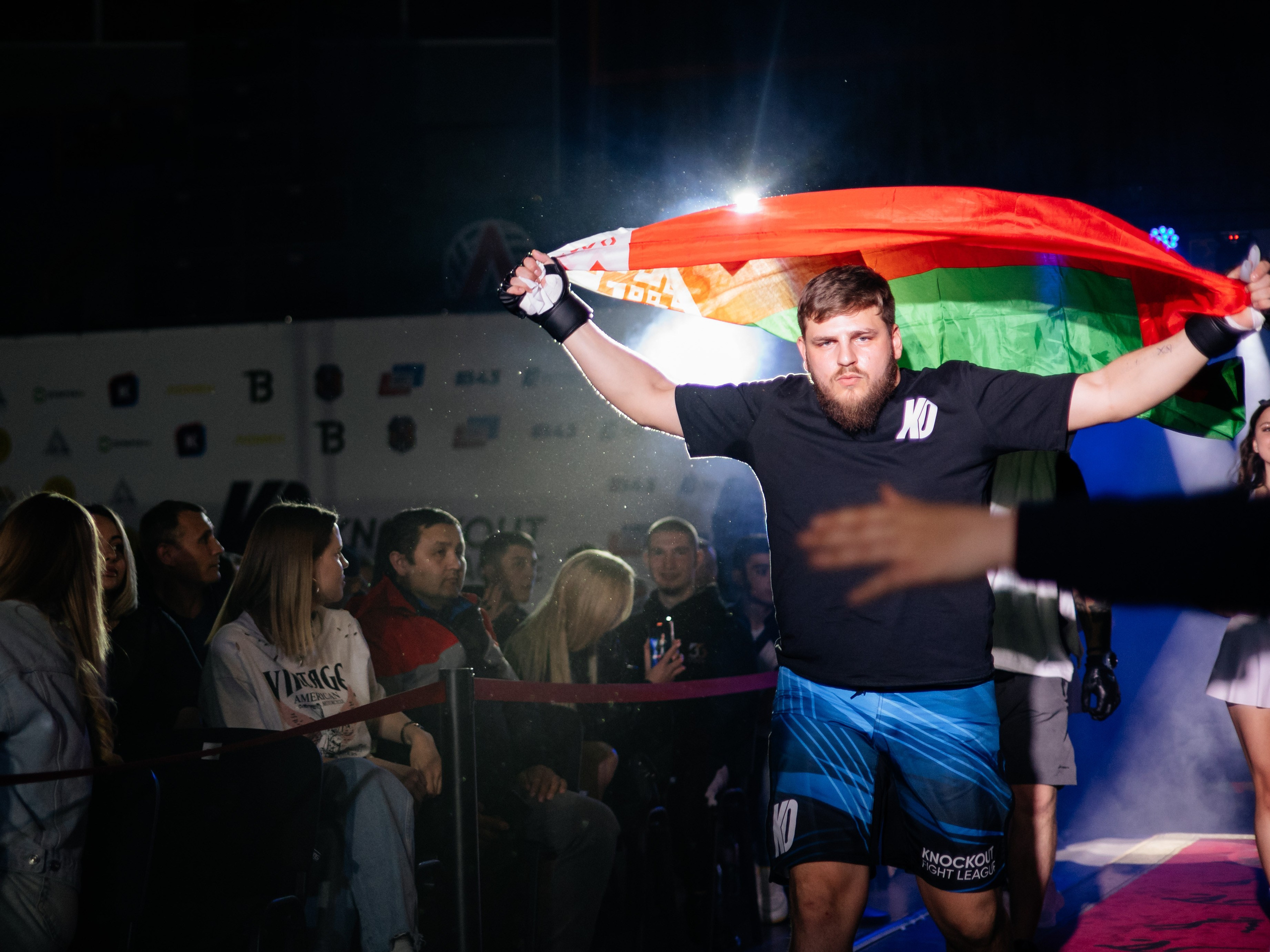 Бойцовская лига «KNOCK OUT». KRIS KRUPINNIKOVA