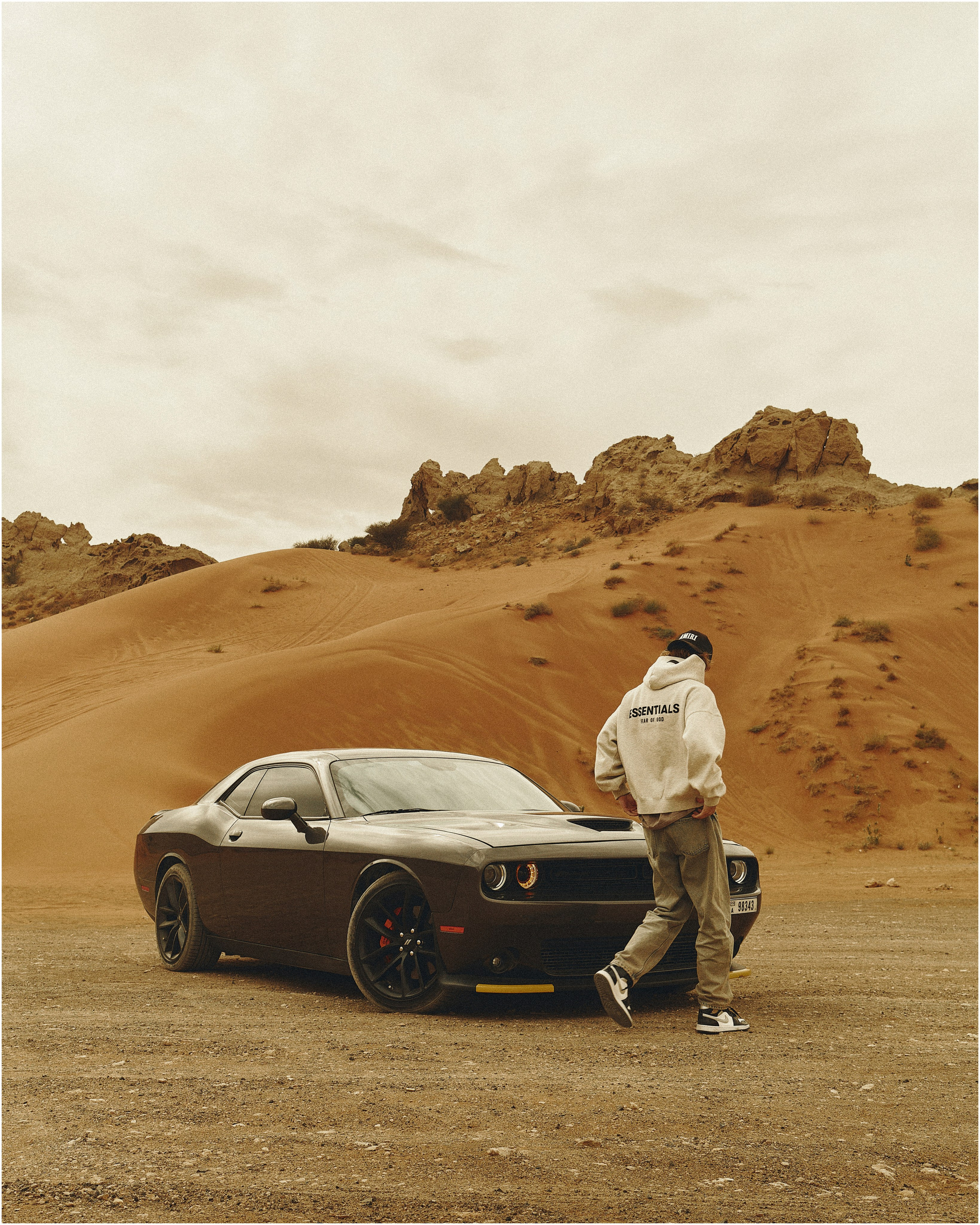 Фотограф Москва. NOIZOMAX Художественный фотограф в Дубай