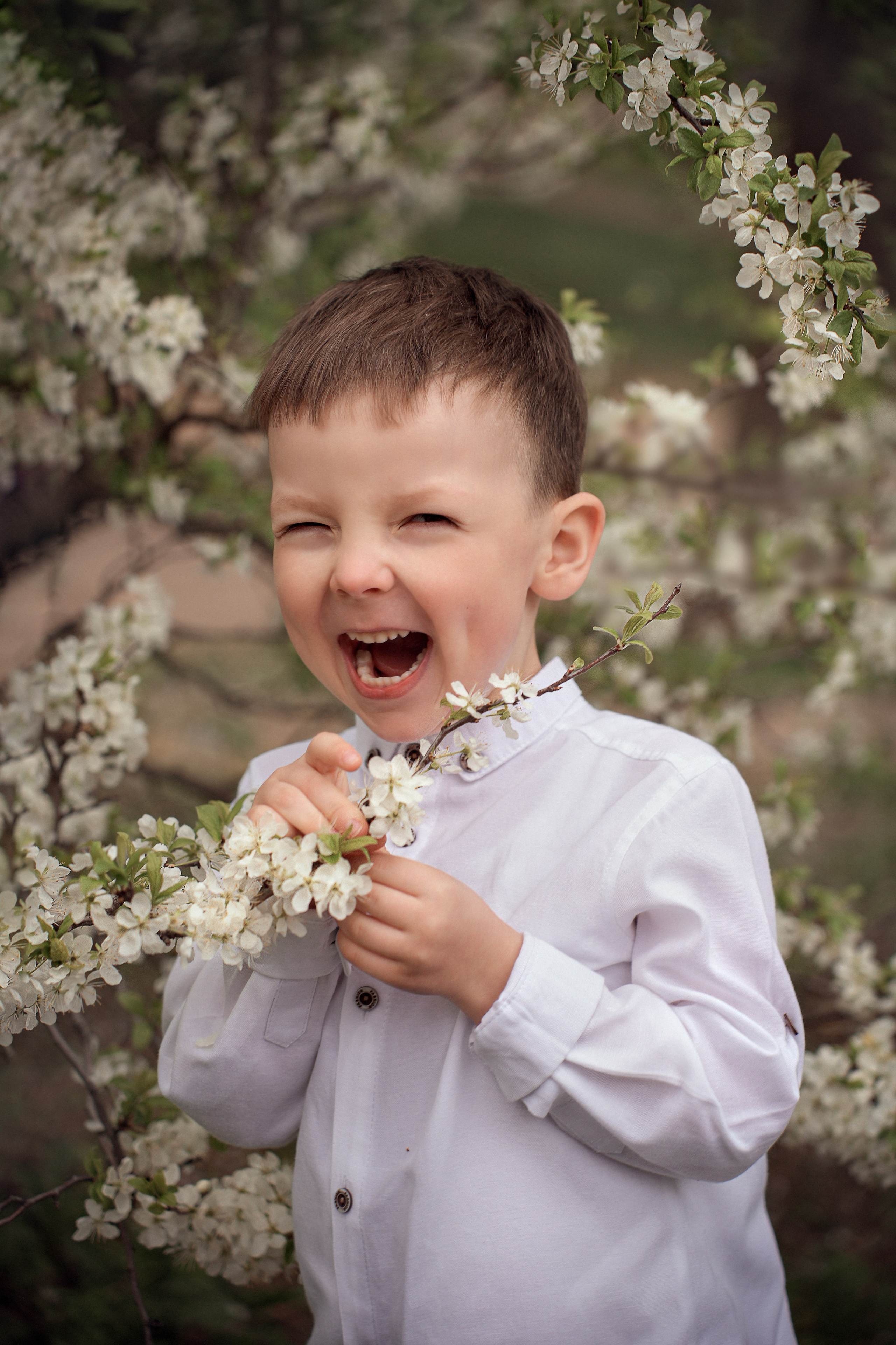 Детский весенний портрет в Красногорске. Фотограф Ольга Чувалдина Москва