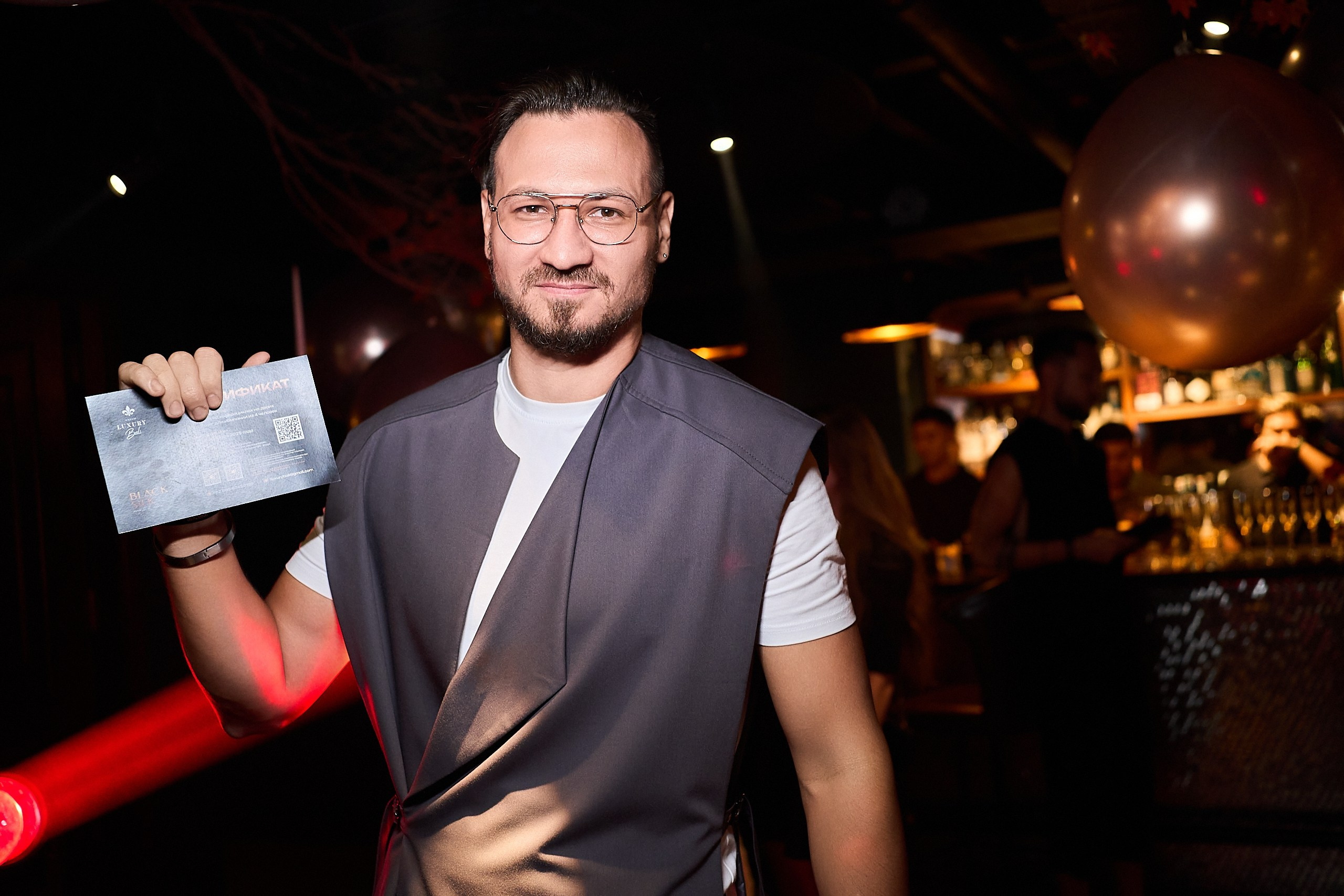 Black silk. Главная