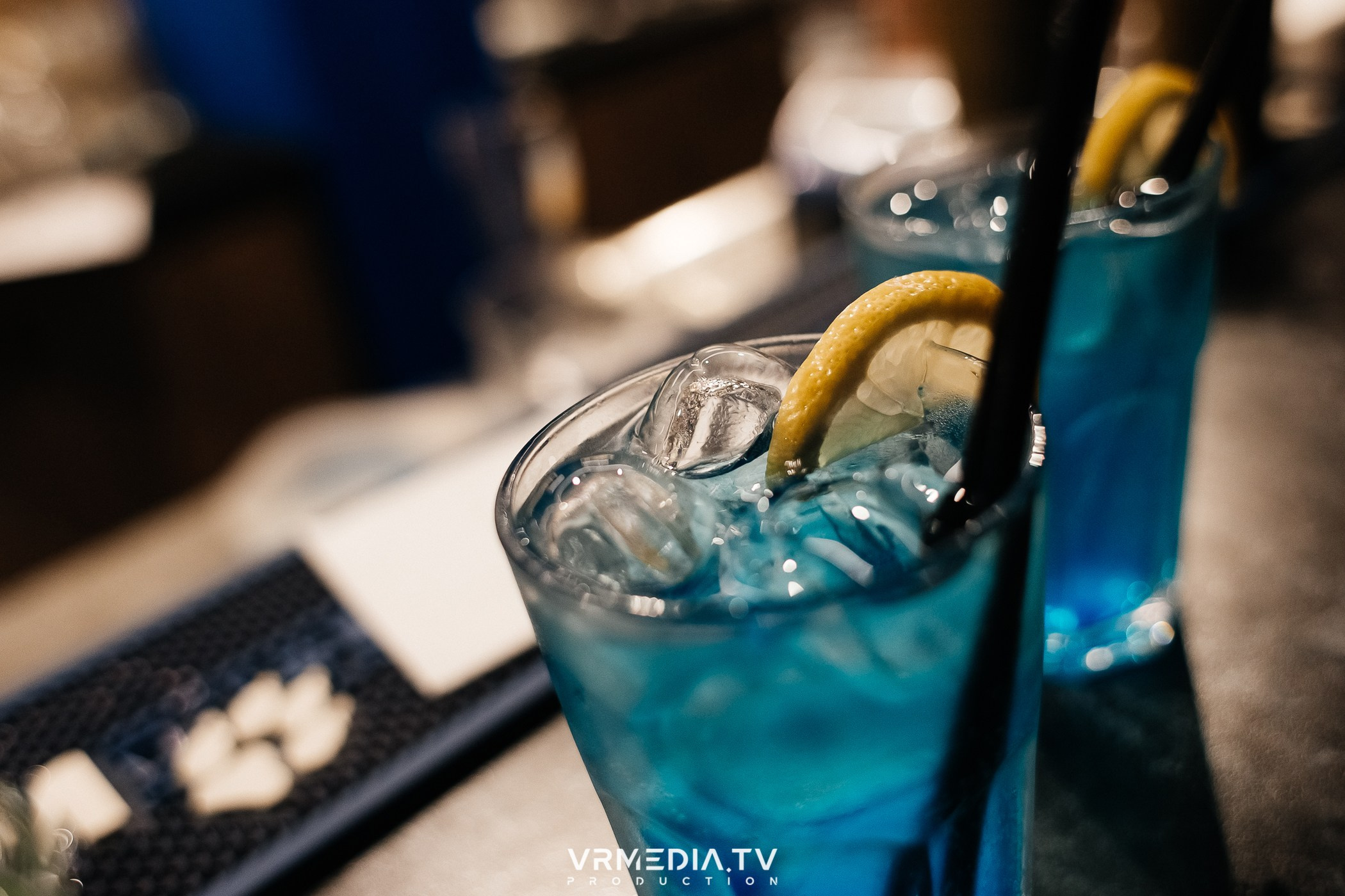 8 марта в караоке-ресторане «Голос»