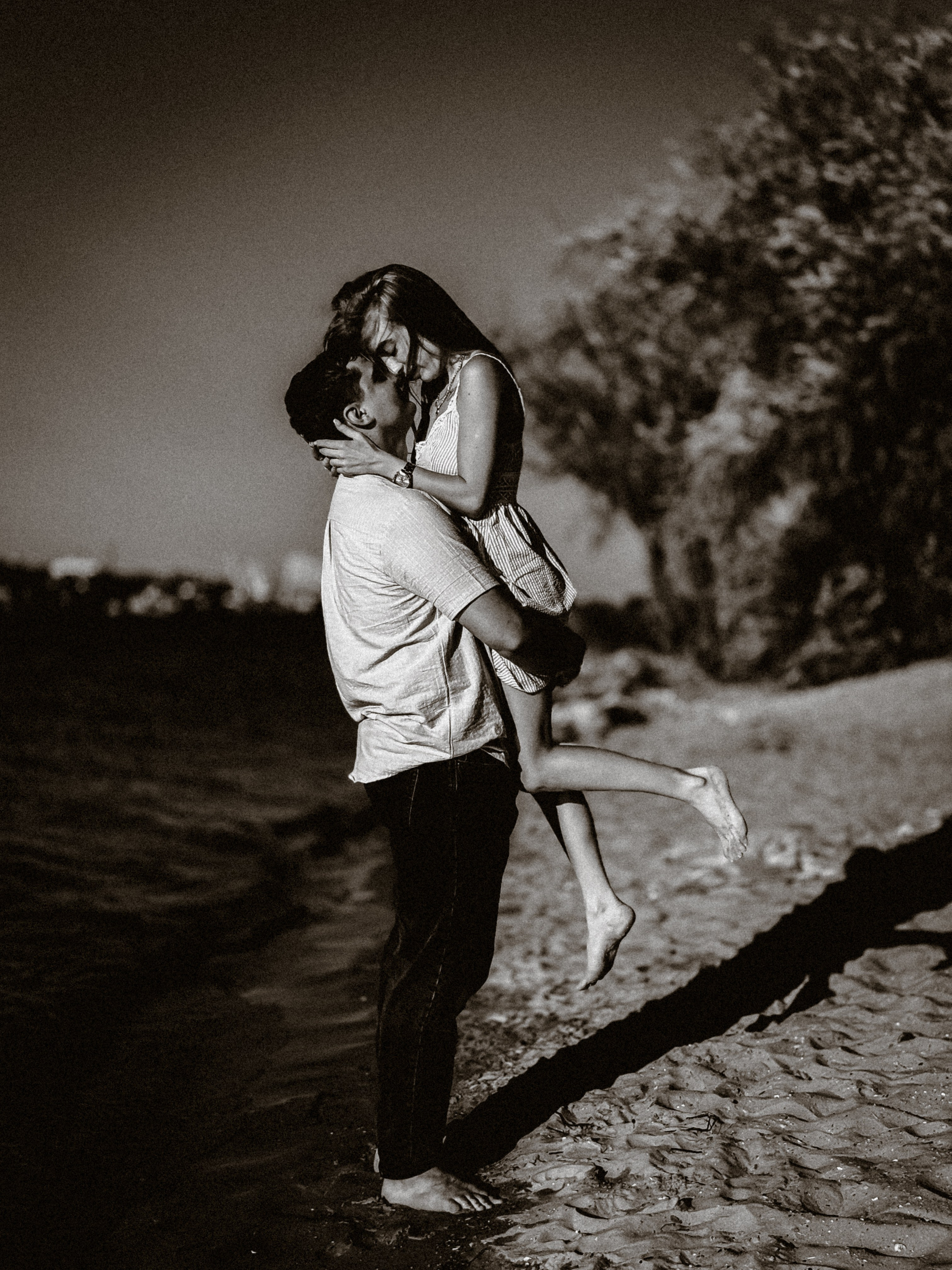 LOVE STORY. Мобильный фотограф рилсмейкер в Ростове-на-Дону Пипаш Екатерина