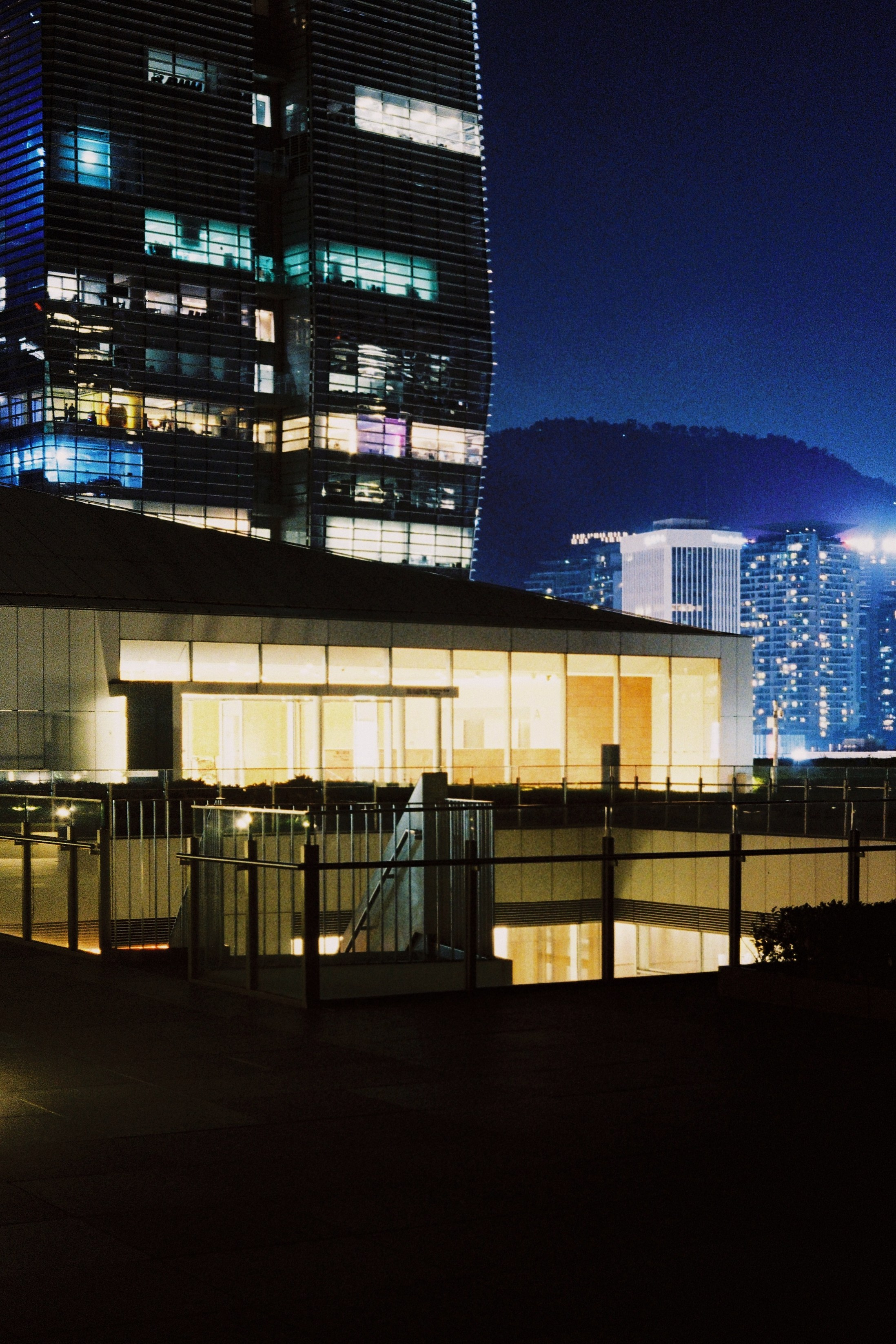 городской пейзаж. ночной пейзаж