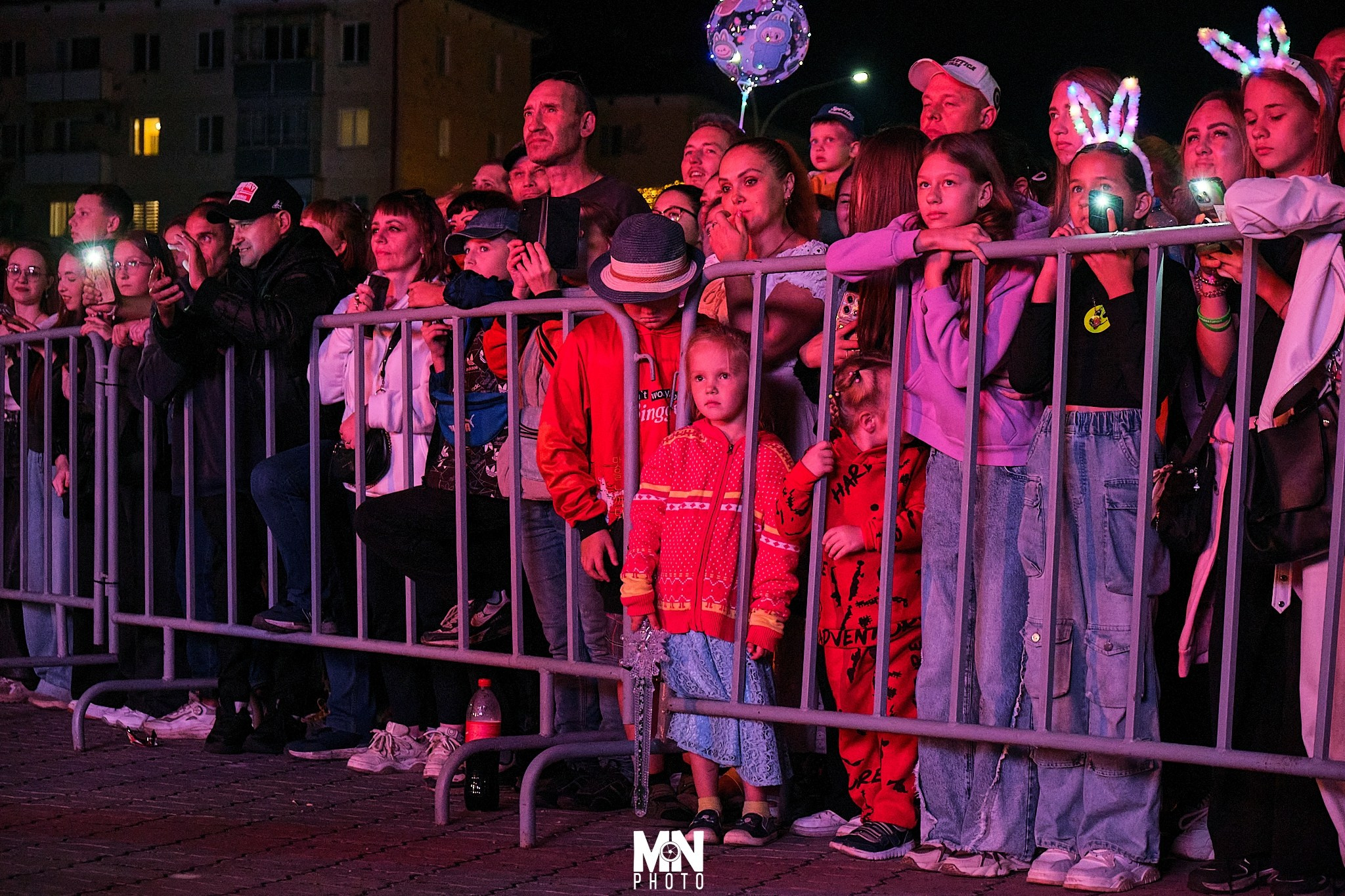 Душа Междуреченска пела и ликовала! День Шахтера, ДК “Распадский” и “Братья Грим” - это было настоящее торжество! Никита Максимов чувствовал эту душу.