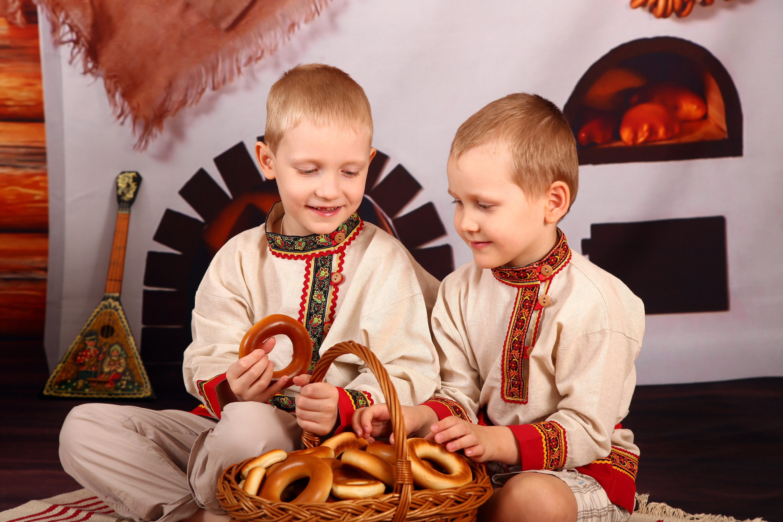 У самовара. Выпускные альбомы в Нижнем Новгороде | Фотостудия Звездочет | Никулина Наталья