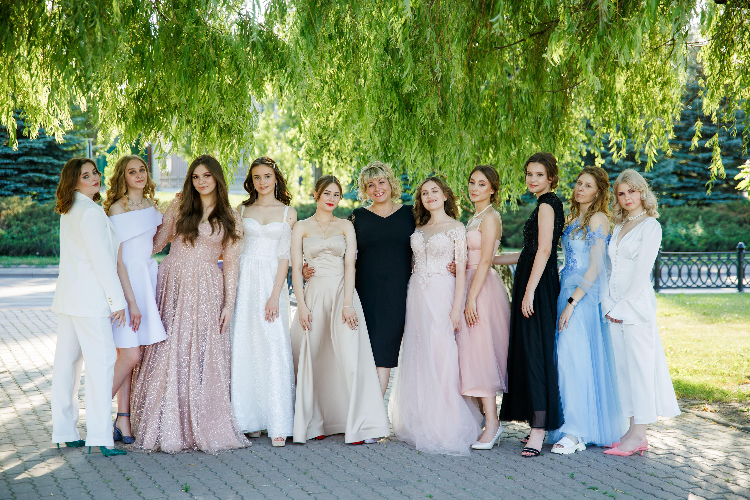 Школьные альбомы. Фотограф Яков Поспехов