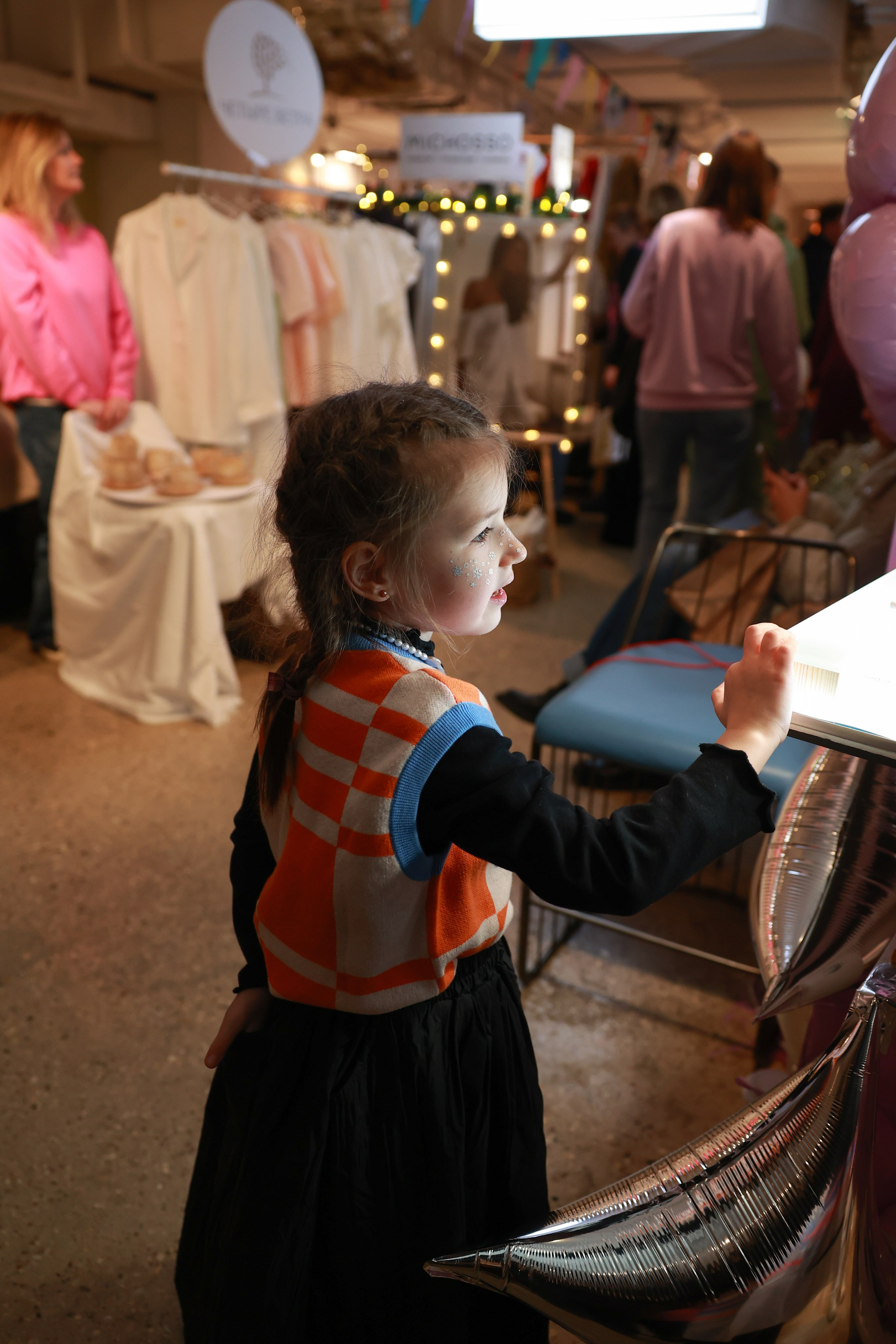 23–24 декабря 2023 в «Три вокзала. Депо» / День 1. Фотоотчеты «Ламбада-маркета»