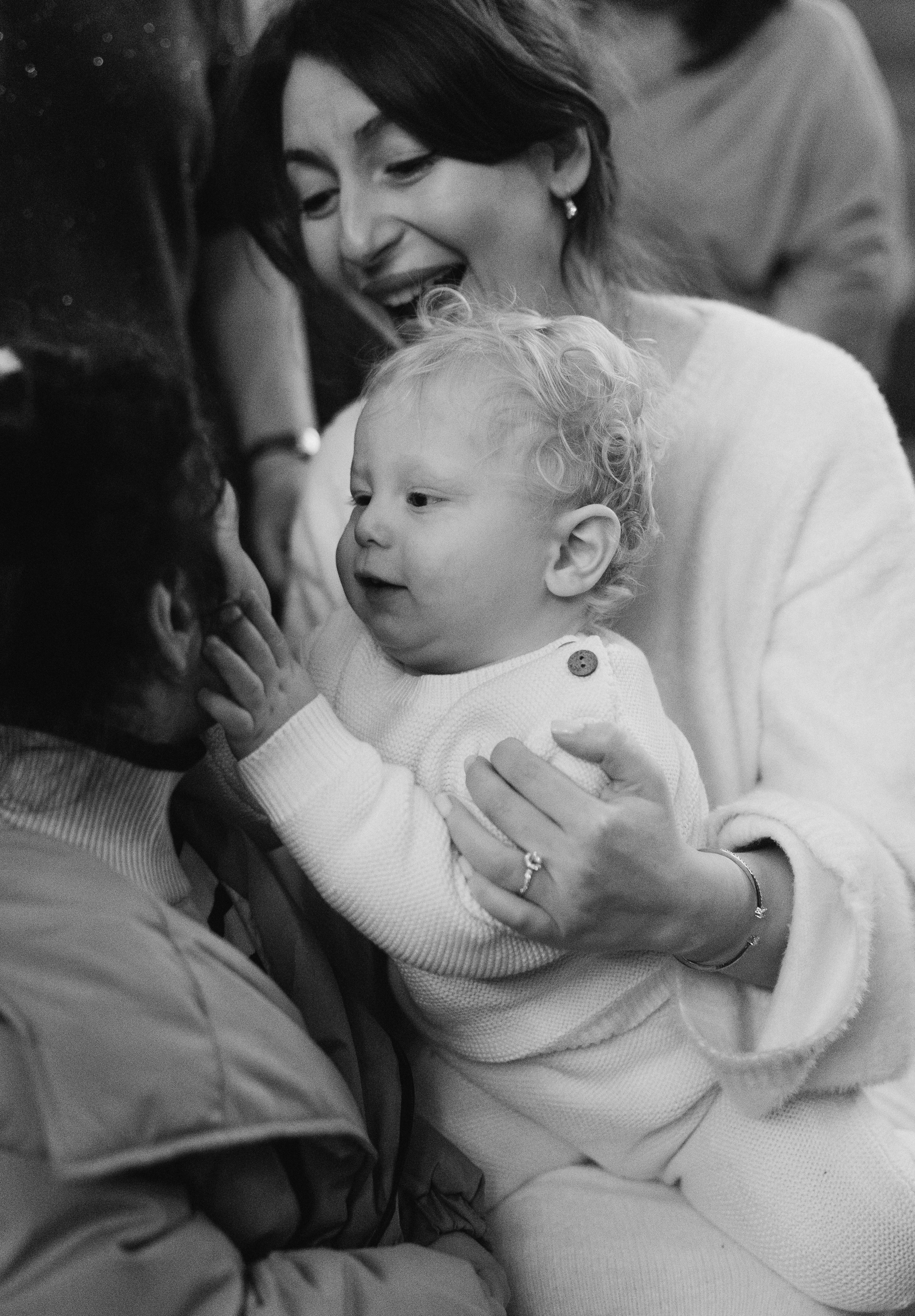 Таинство Крещения в Армянской церкви. Семейный, ньюборн фотограф, фотограф на роды в Москве, Виктория Тюльдюкова