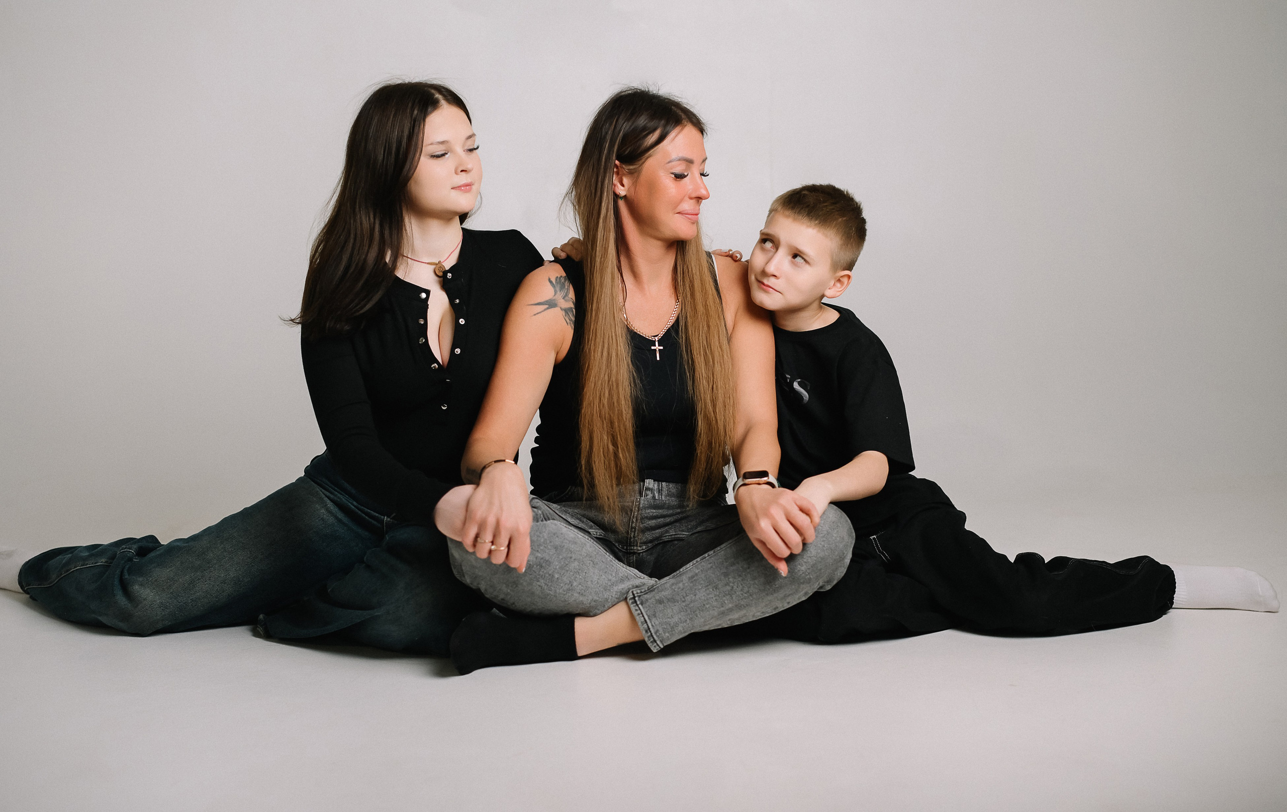 Александра с детьми