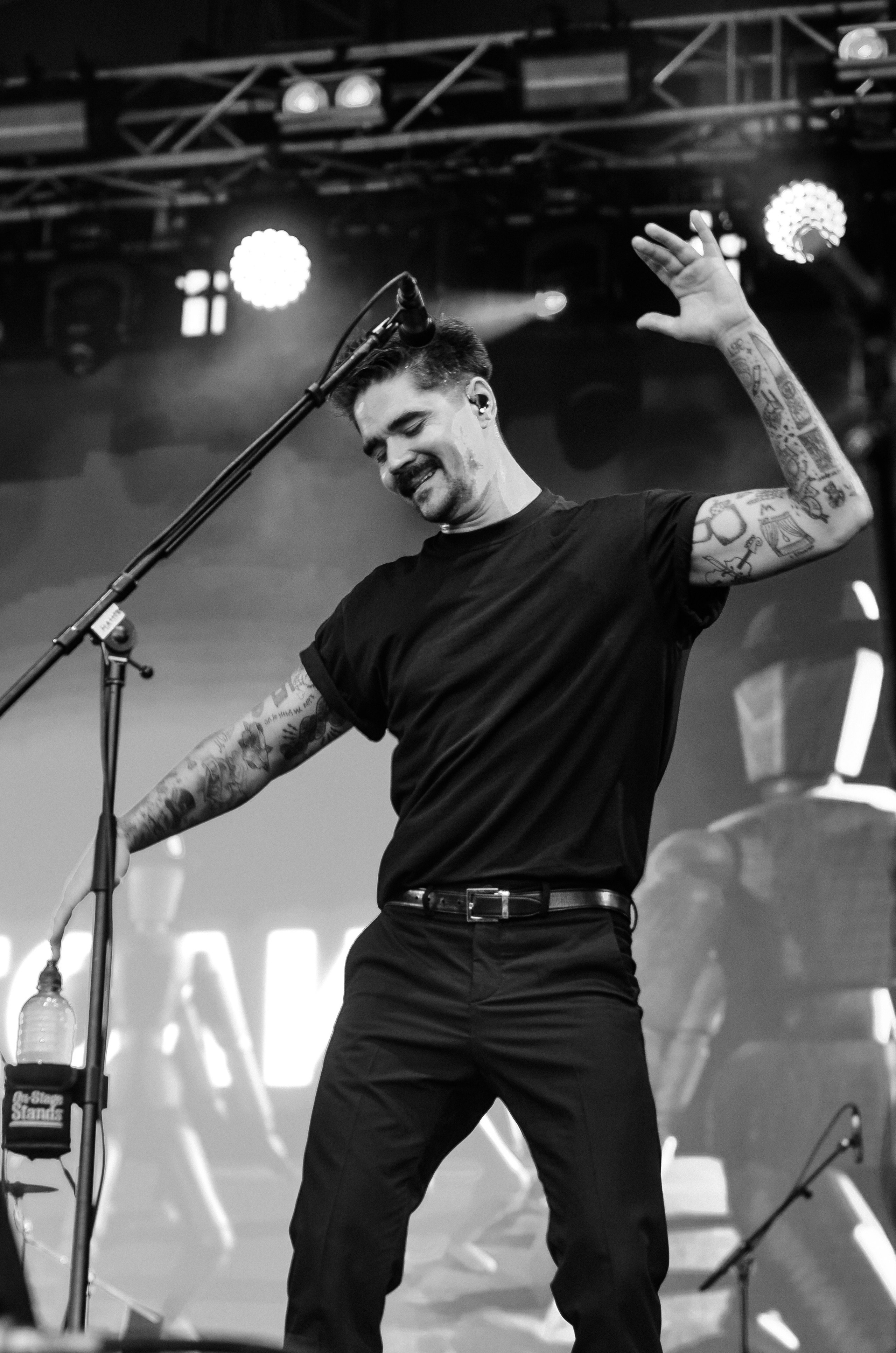 Концерт The Hatters на фестивале «Грань» в Барнауле. Денисова Аля — фотограф для парных съемок и индивидуальных историй в Барнауле