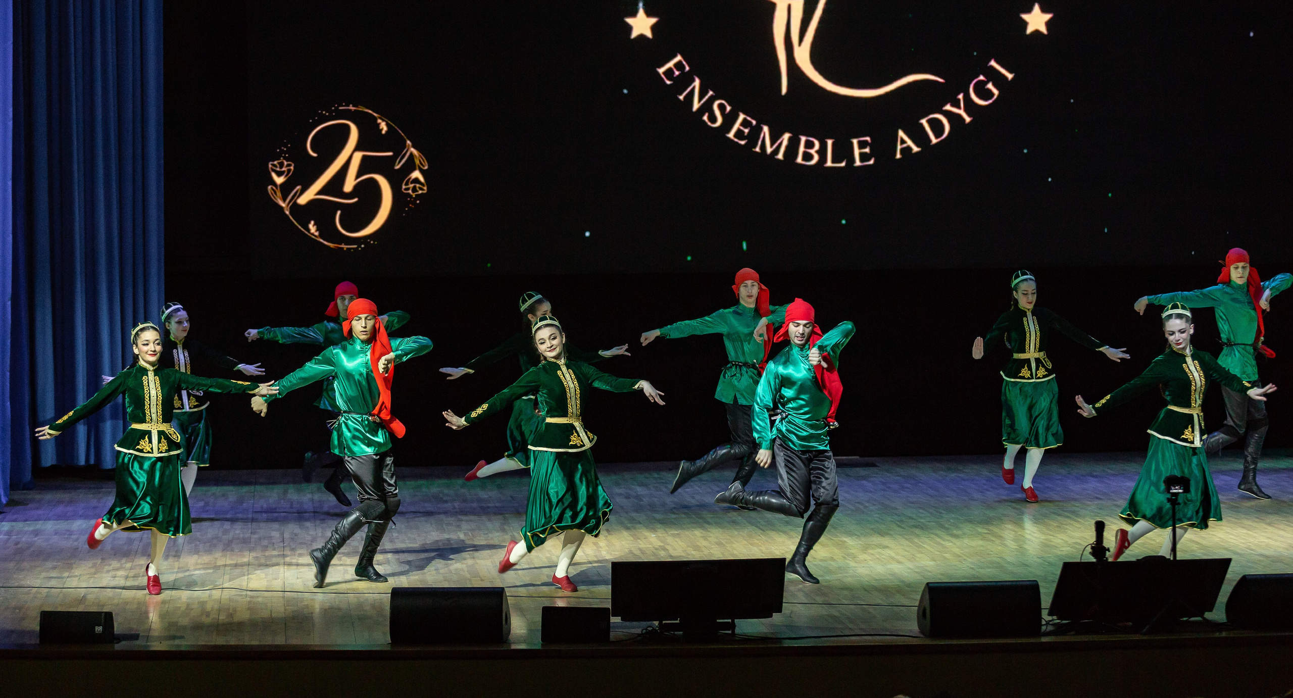 Юбилейный концерт танцевального коллектива «Адыги». Репортажный фотограф в Москве