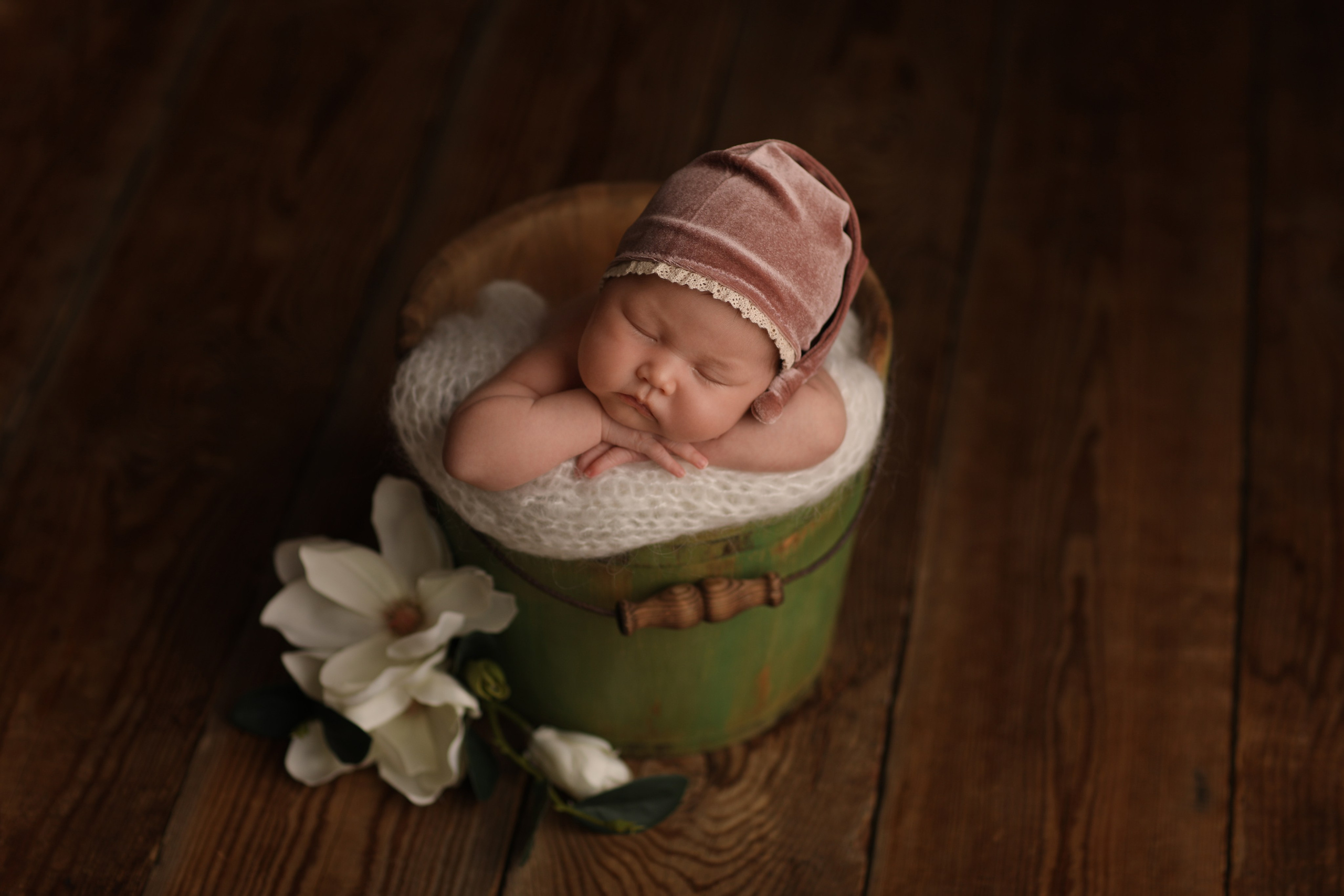 PH @anna_molodykh_newborn.almaty. Retoucher Aleksmokh