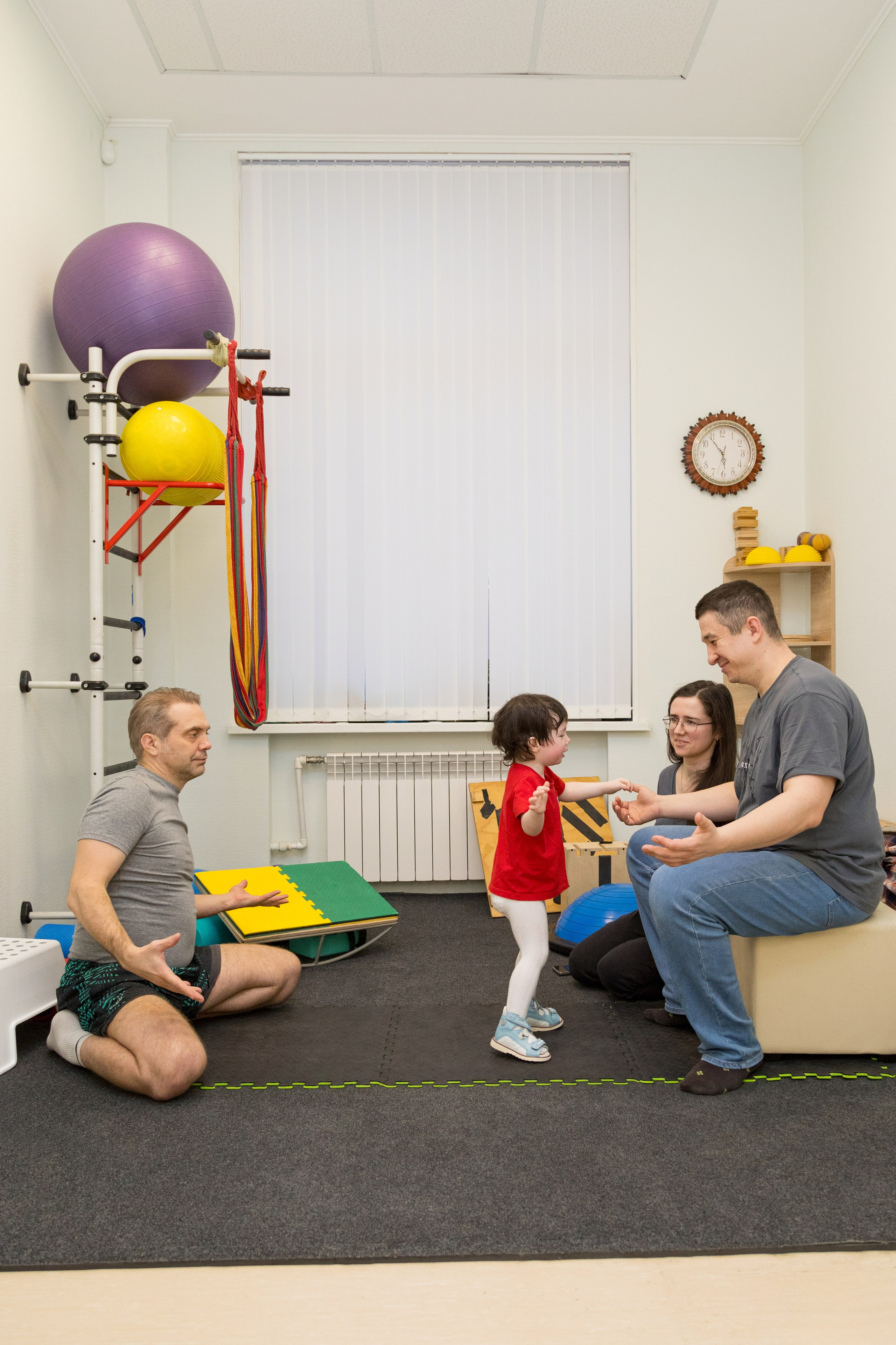 Для детского реабилитационного центра Первый шаг. Детский и контент фотограф Надя Волкова Санкт-Петербург