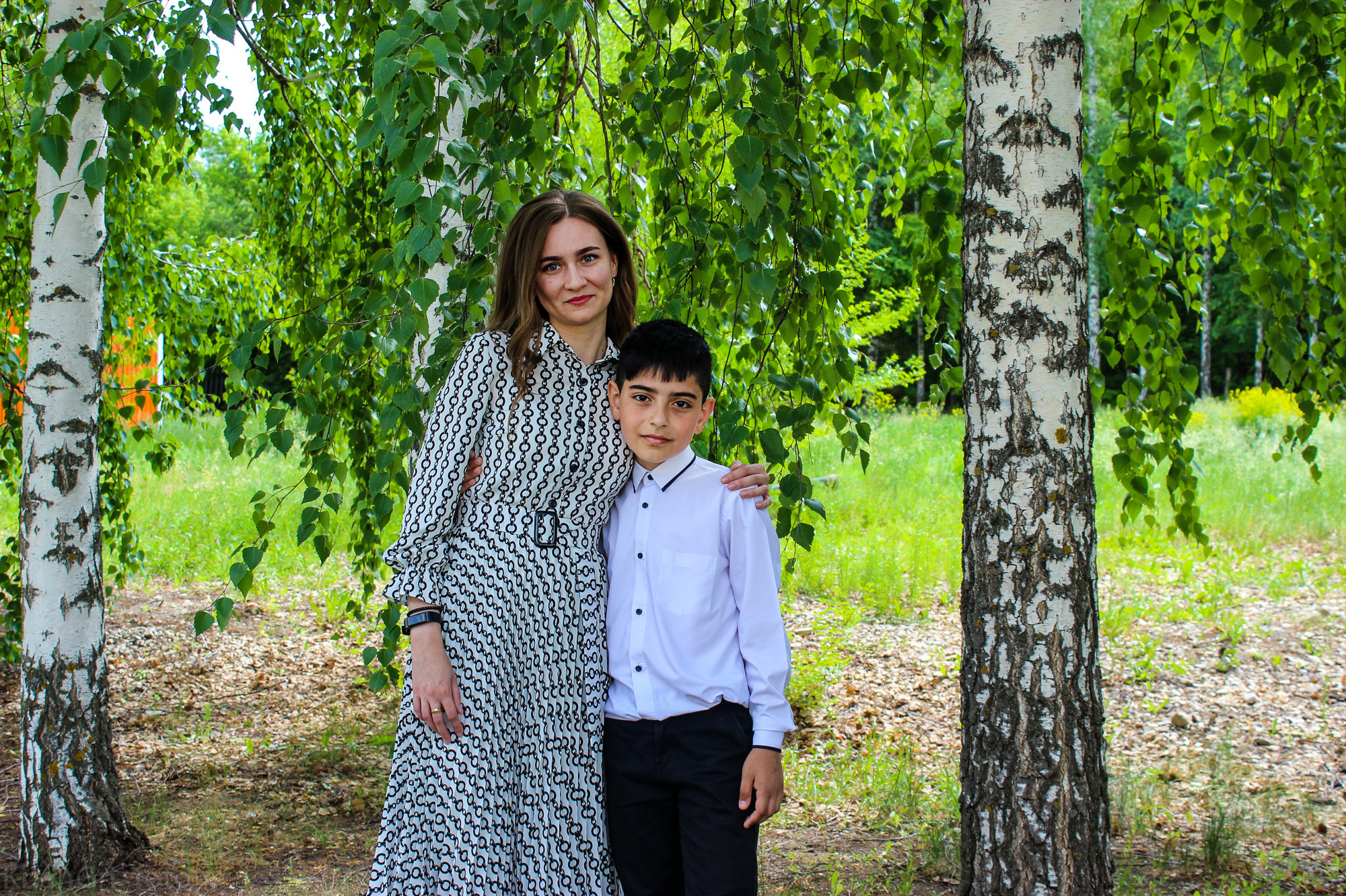 Школьная фотосессия. Фотограф в Сергиевске Григорян Ханум