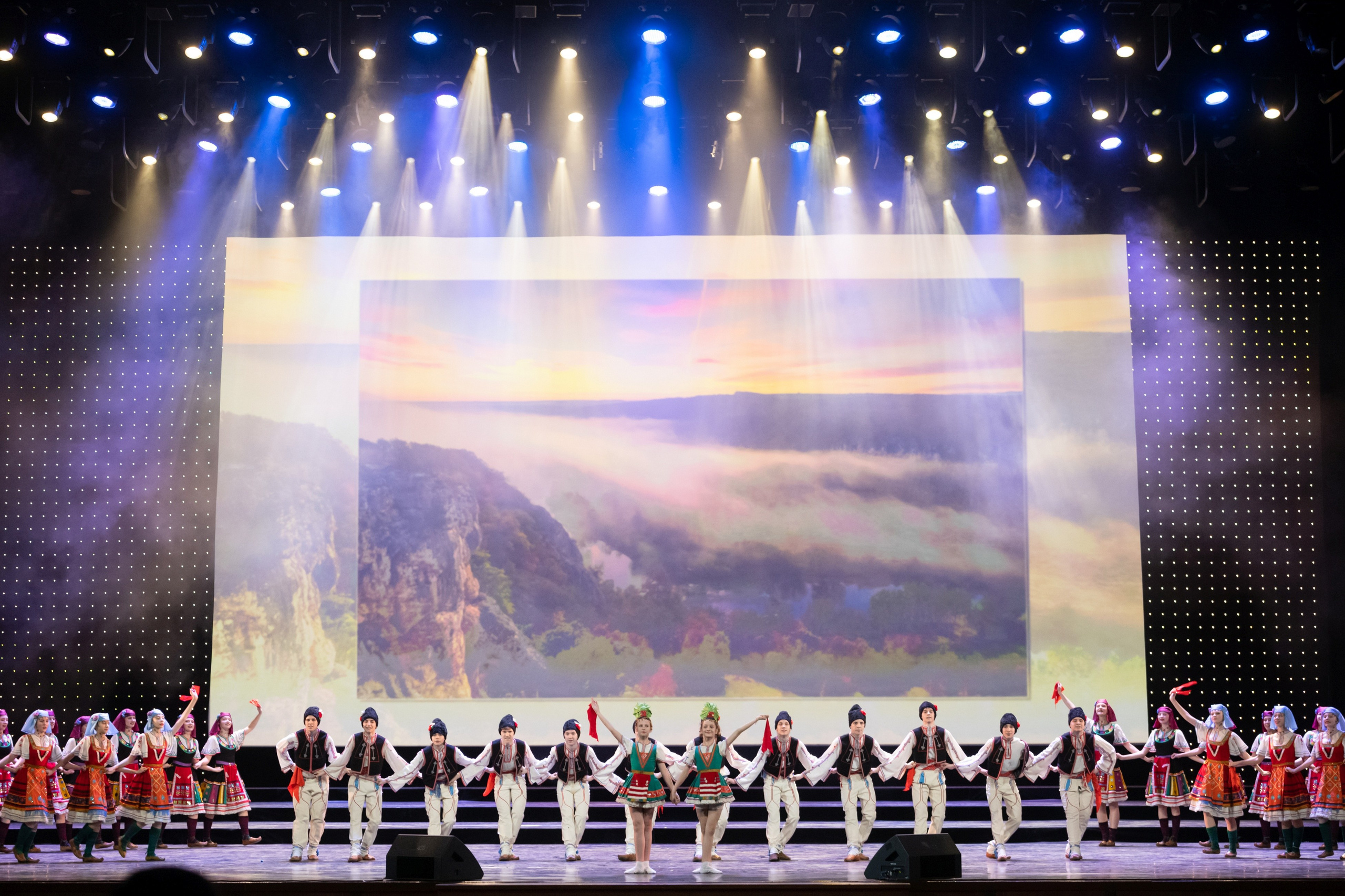 2 февраля, концерт Таланты России, Кремлевский Дворец. Золотое яблочко