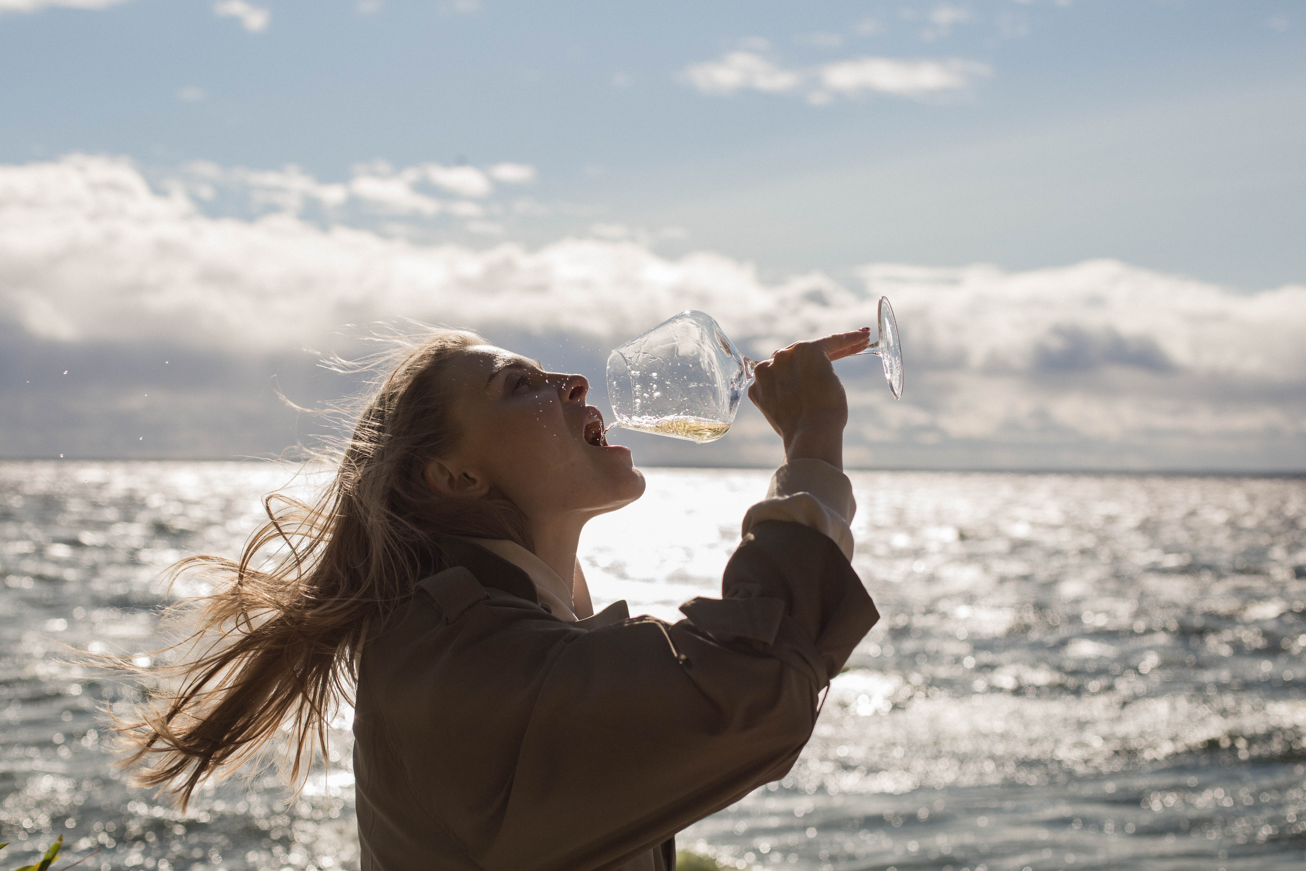 Съемка вина. Фотограф в Черногории — семейная фотосессия с детьми, лавстори,