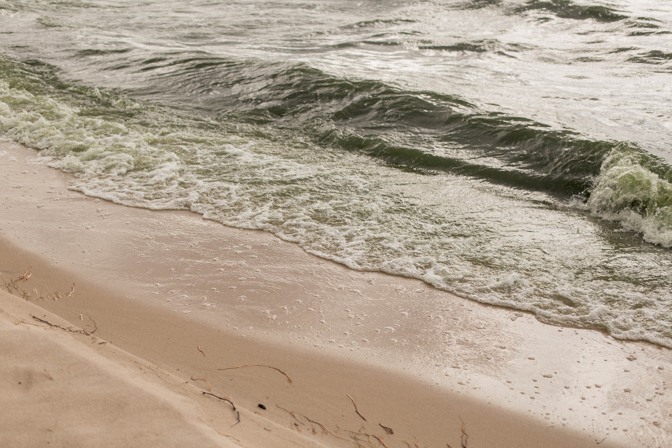Съемка вина. Фотограф в Черногории — семейная фотосессия с детьми, лавстори,