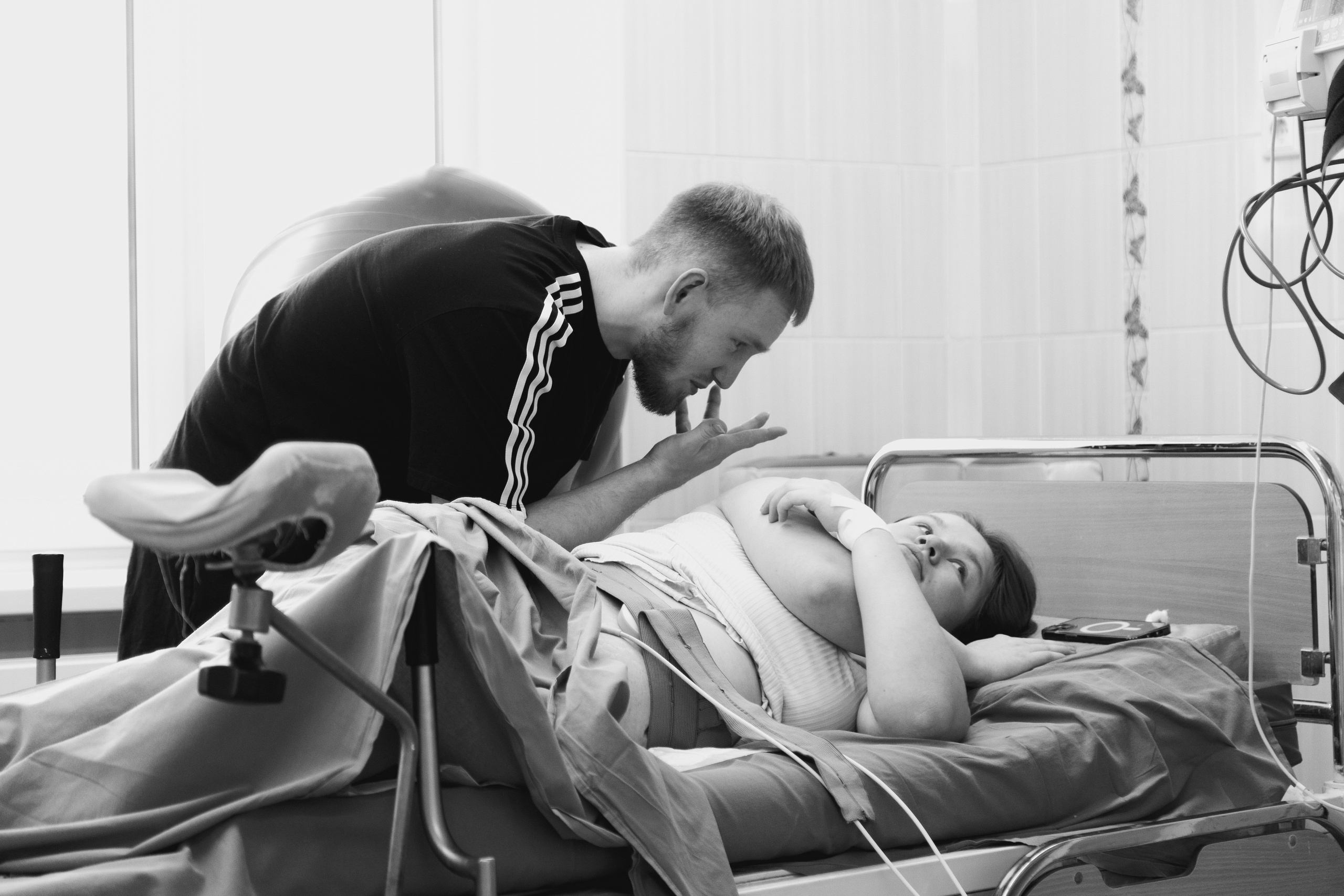 РОДЫ. МЕДИЦИНСКИЙ РЕПОРТАЖ О РОЖДЕНИИ РЕБЕНКА. ФОТОГРАФ АЛЕКСАНДРА ПЕРМЯКОВА