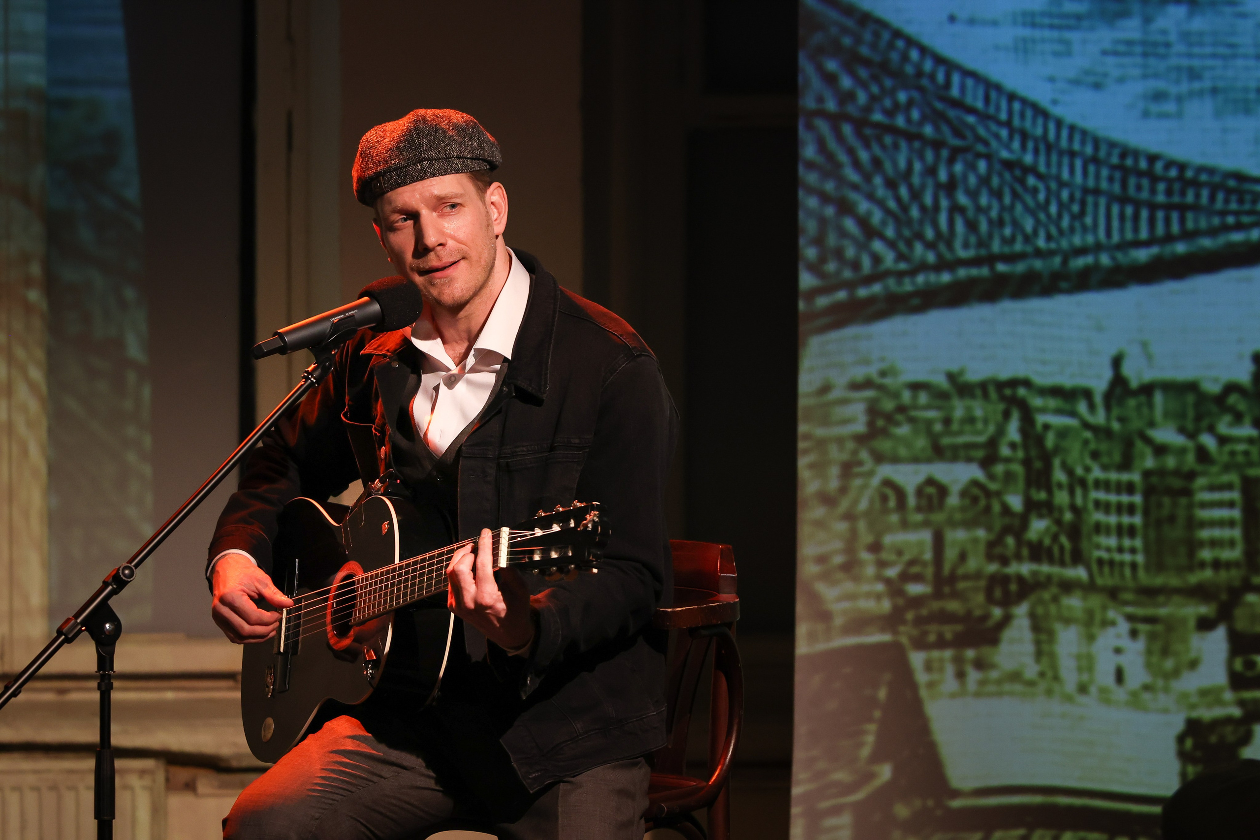 Маяковский.Прогулка.Театр СФЕРА. Reportage, architectural, fine art photographer Lena Melnikova in Moscow