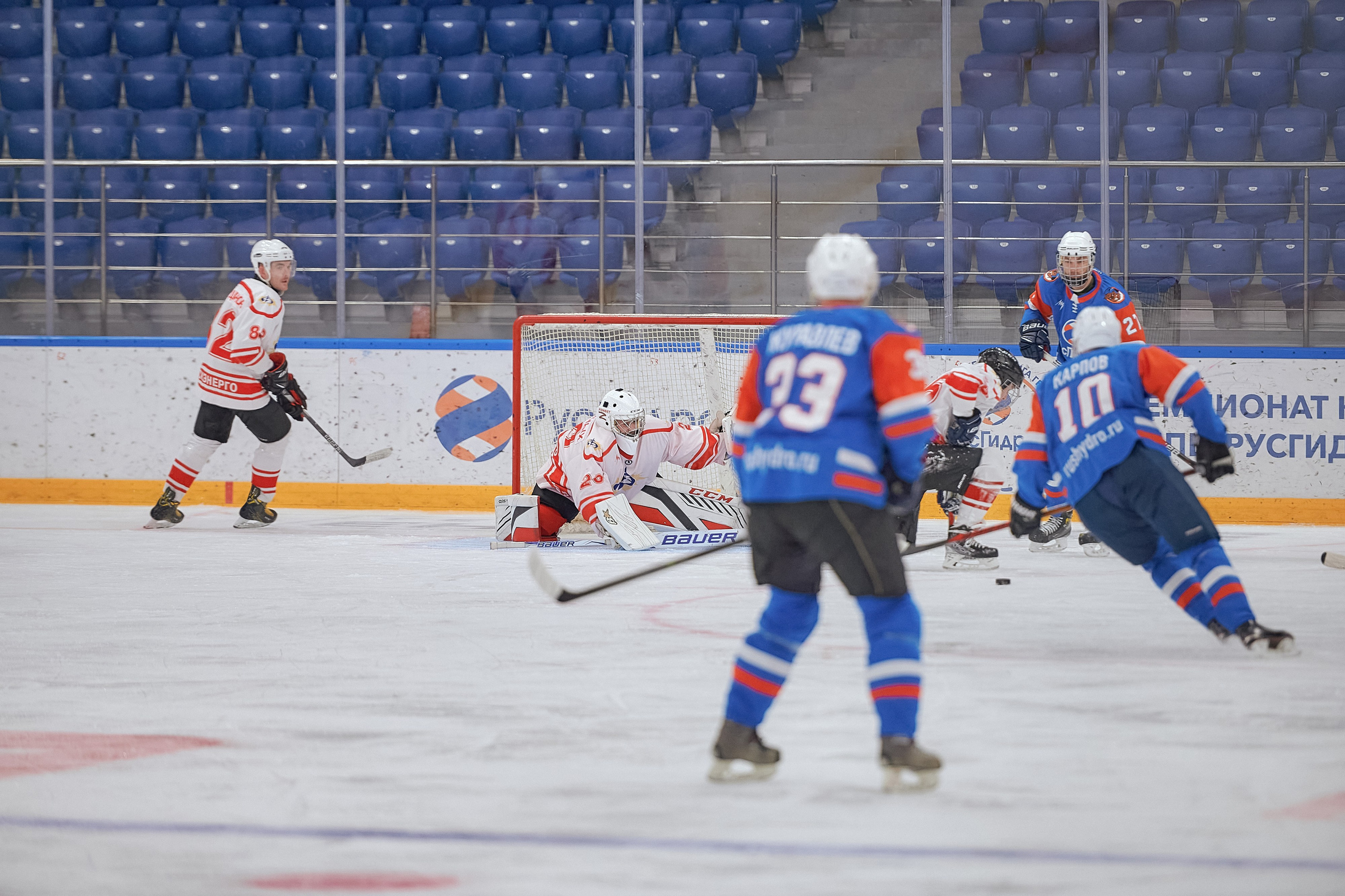 Портфолио репортажной фотосъёмки: Кристалл арена — Хоккей — РусГидро. Фотограф Яковлев Роман — Красноярск