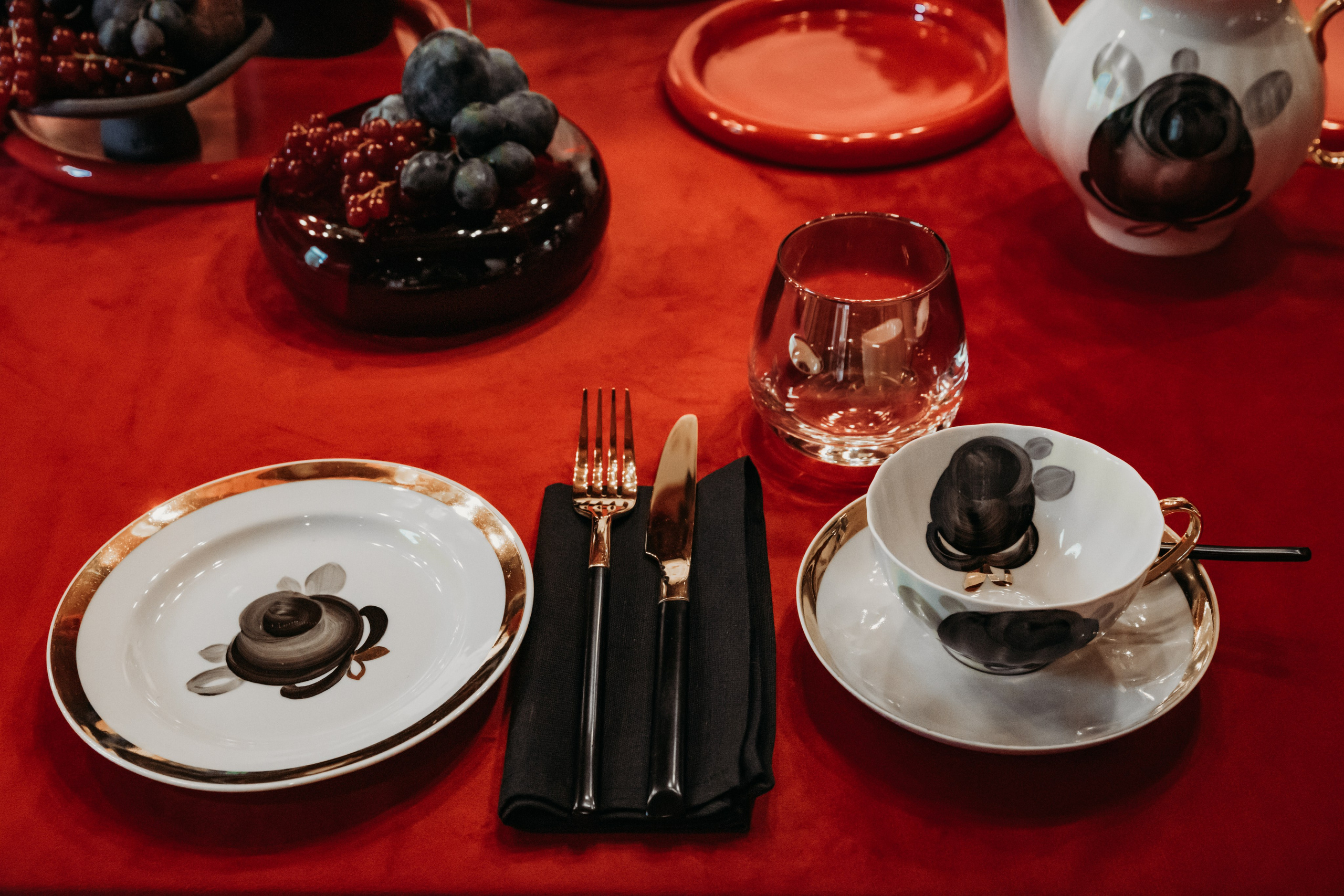 Родные люди «История парфюмерии». Леся Гаранина. Семейный фотограф/видеограф Москва и область