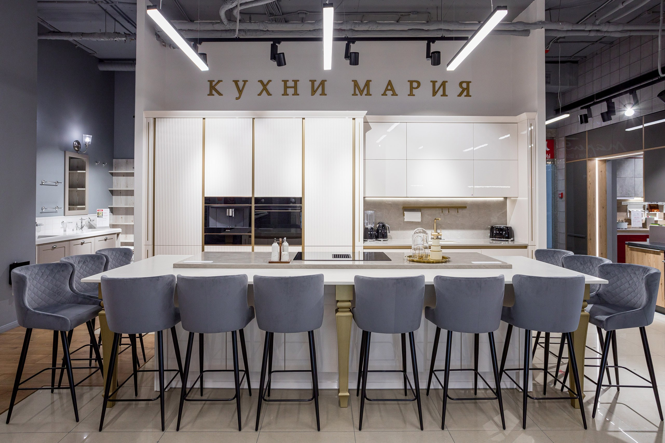 Kitchen salon. Interior photographer Vitalii in Portland and Vancouver