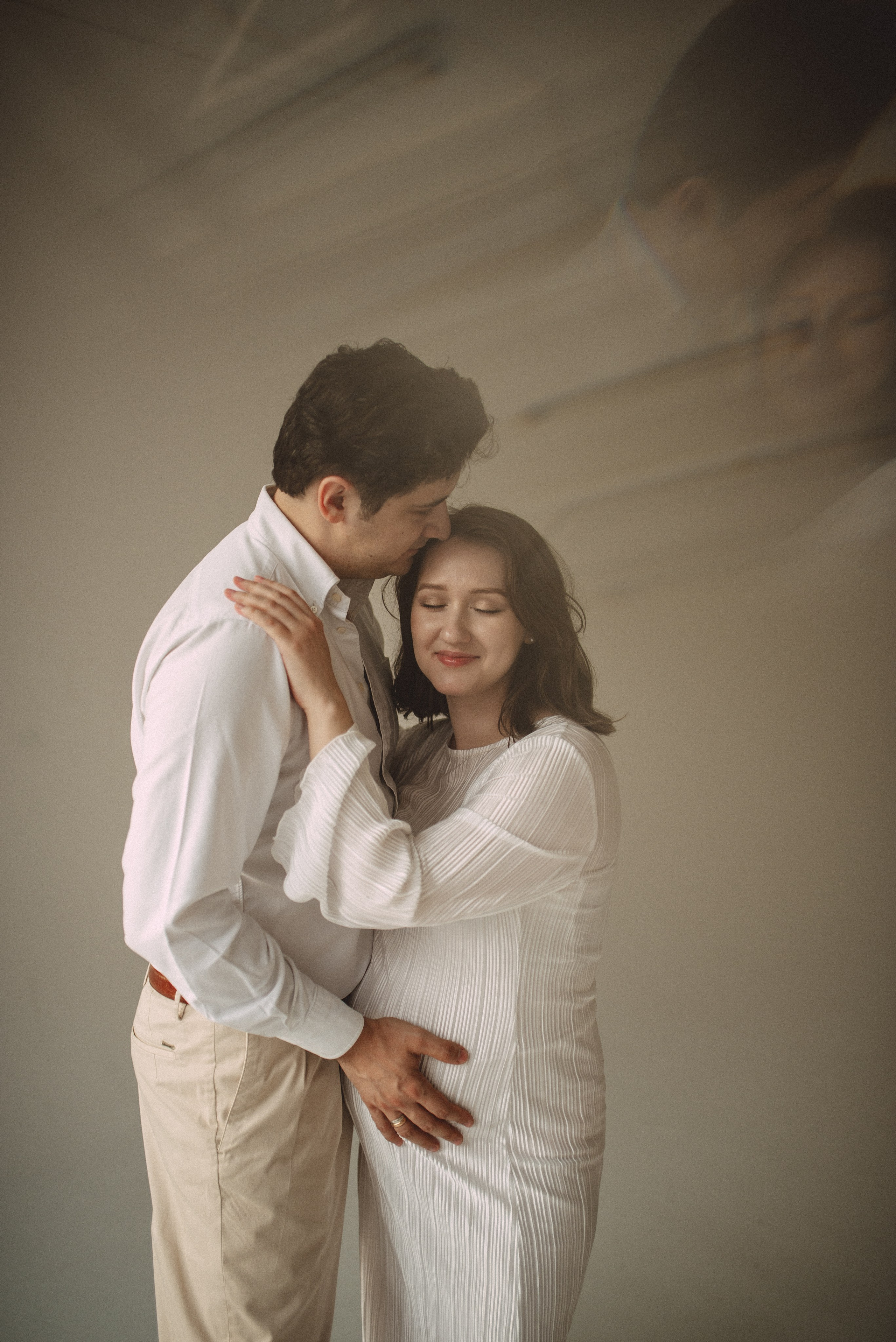 Фотосессия беременности в фотостудии. Семейная фотосессия Бутово Москва фотограф Алина Морщагина