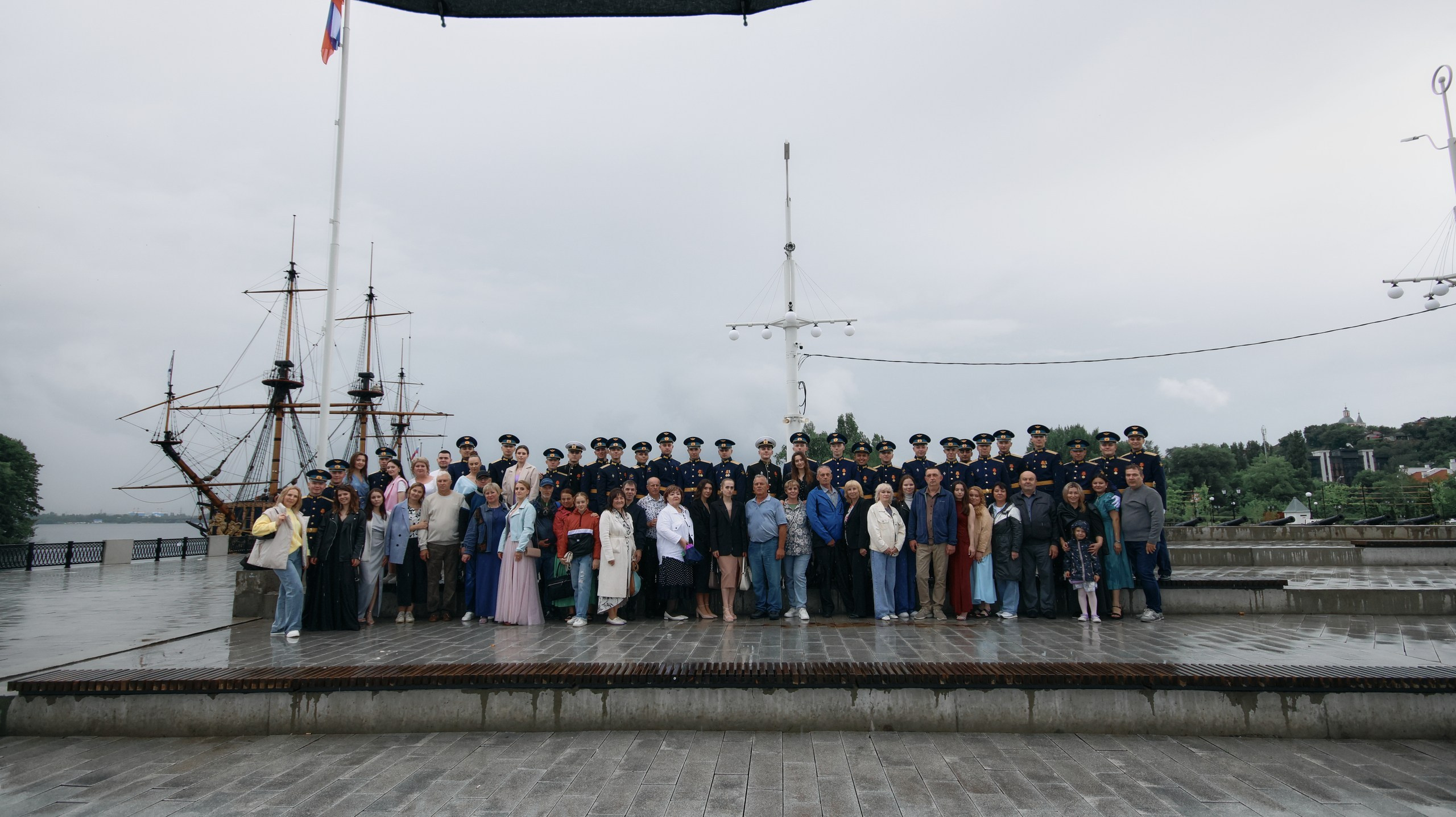Выпуск Военно Воздушной Академии. Свадебный и репортажный фотограф Дмитрий Кононенко