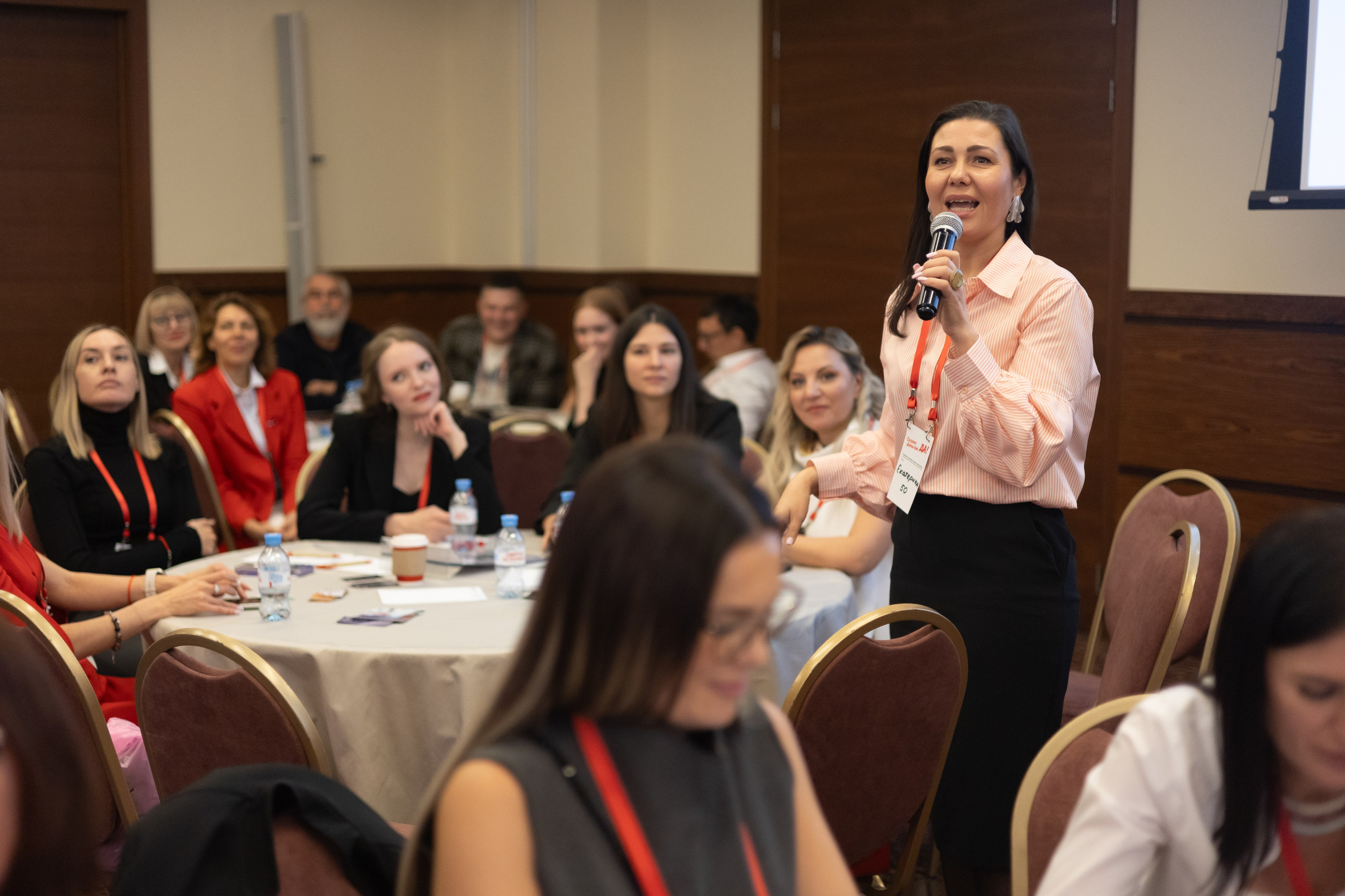 «СКАЖИ ДЕНЬГАМ ДА». Фотограф Красноярск съемки лавстори, фотосессия в студии, портретная съемка, творческие фотосессии