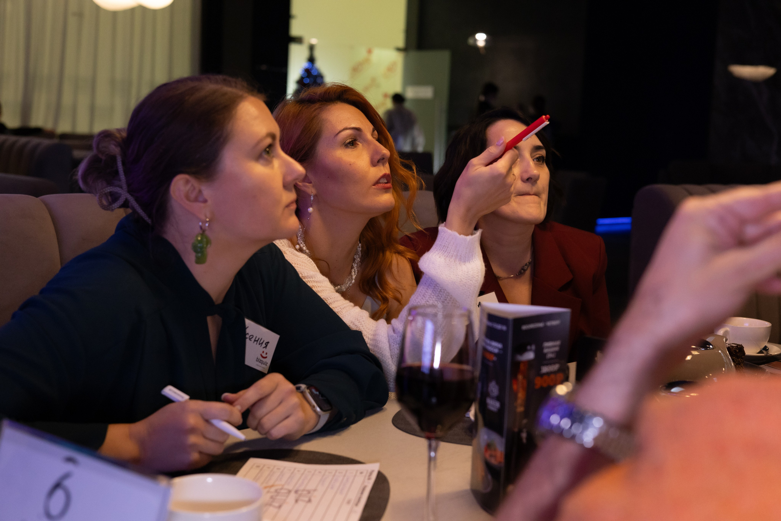 13ая BIZ QUIZ: деловая игра | Красноярск. Фотограф Красноярск съемки лавстори, фотосессия в студии, портретная съемка, творческие фотосессии