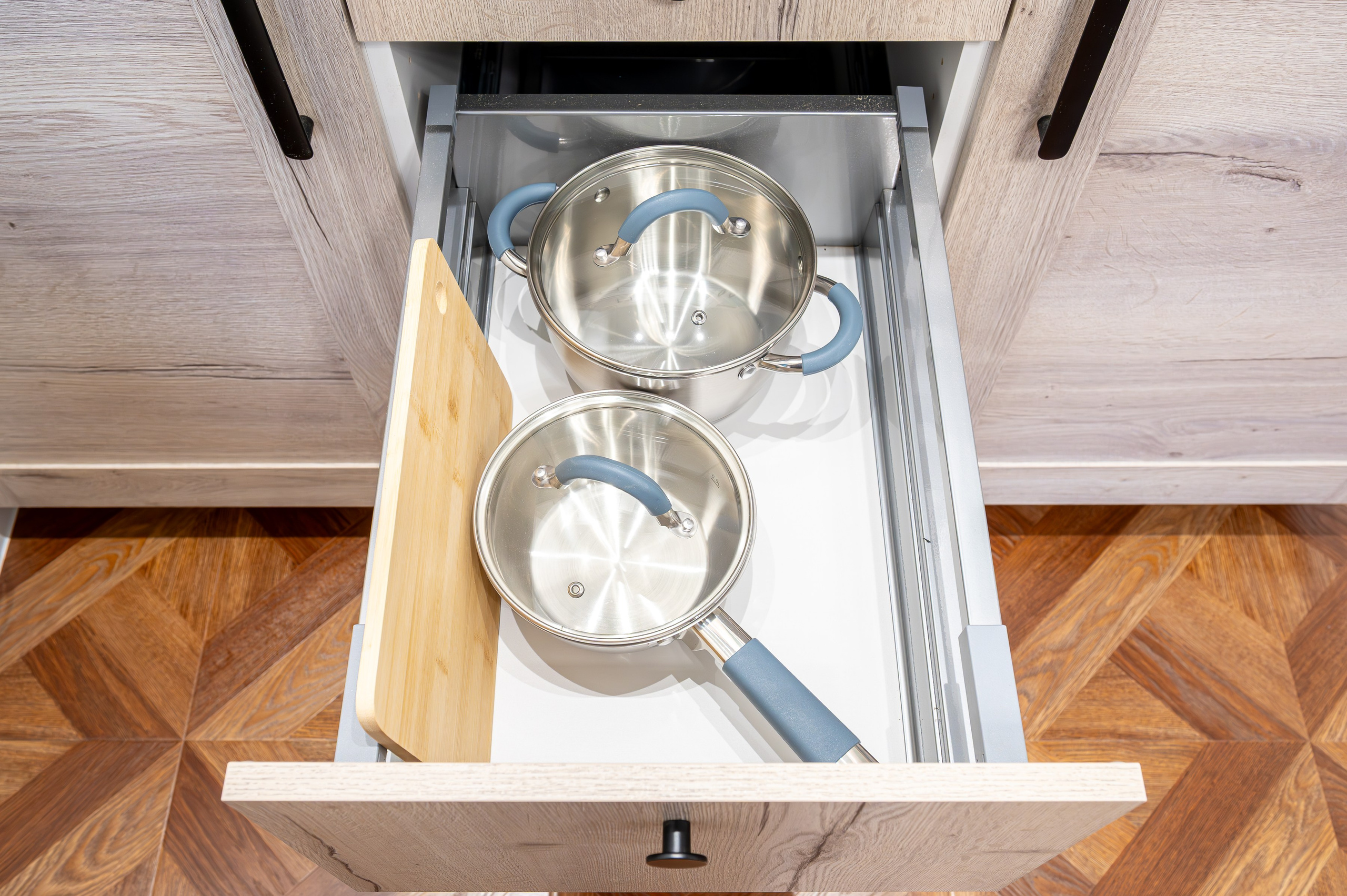 Студия под аренду. Интерьерный фотограф. Фото- видеосъемка недвижимости Санкт-Петербург