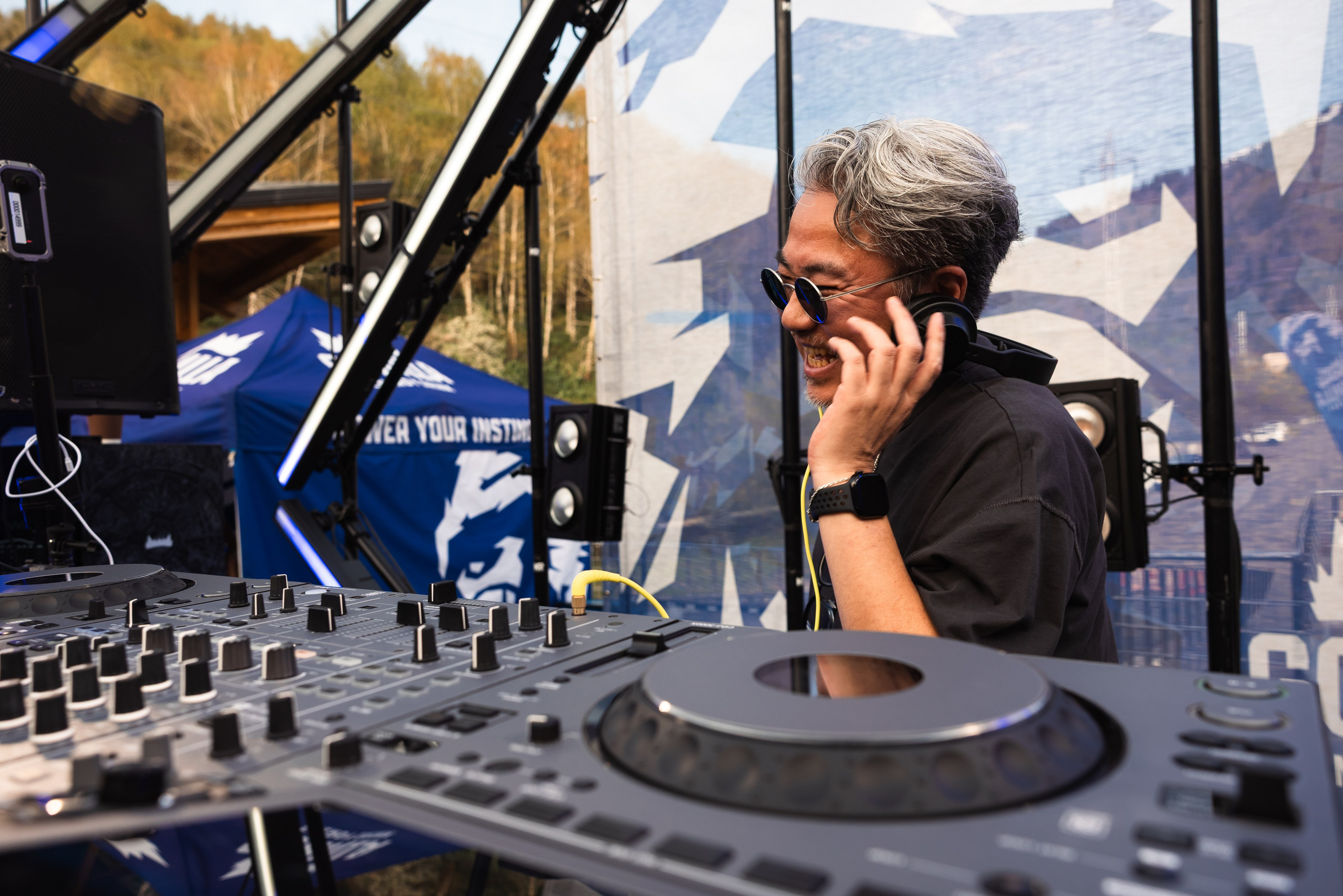 GORILLA GROOVE STAGE IMBA CAMP 5. Gorillaenergymedia