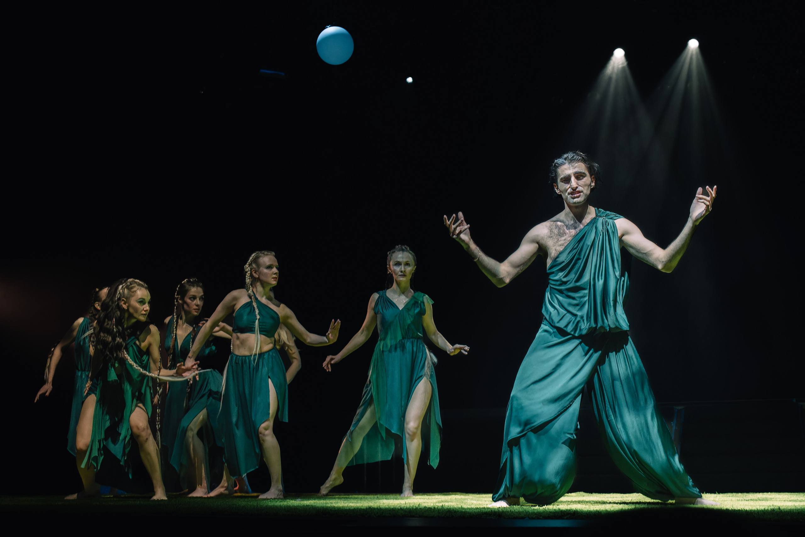 Театр Роста: Сон в летнюю ночь. Сайт фотографа Сергея Абрамова