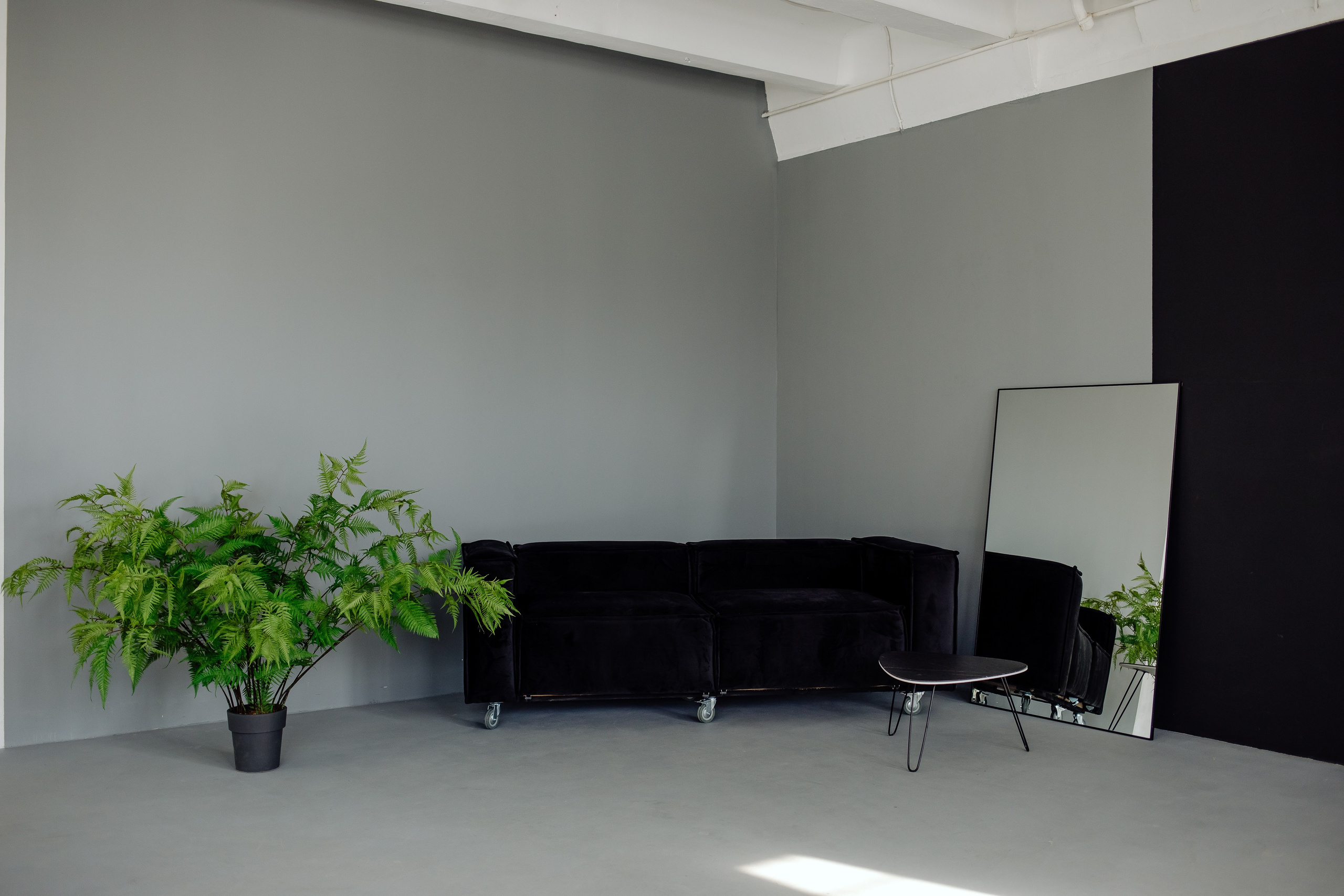 Фотостудия ISO Зал S130 Волжская 28 Саратов