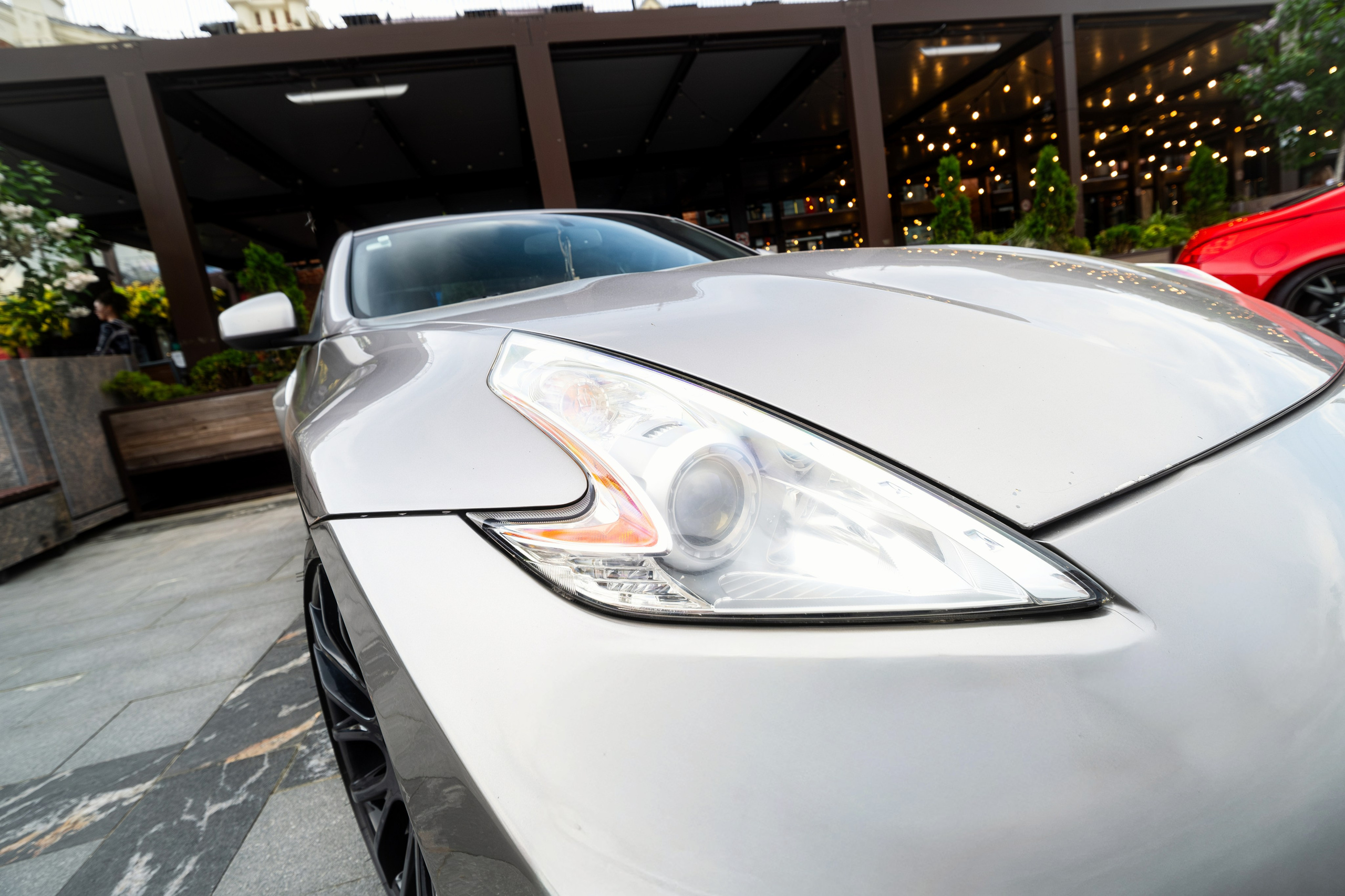 Автовыставка Nissan Z. Malenkyia
