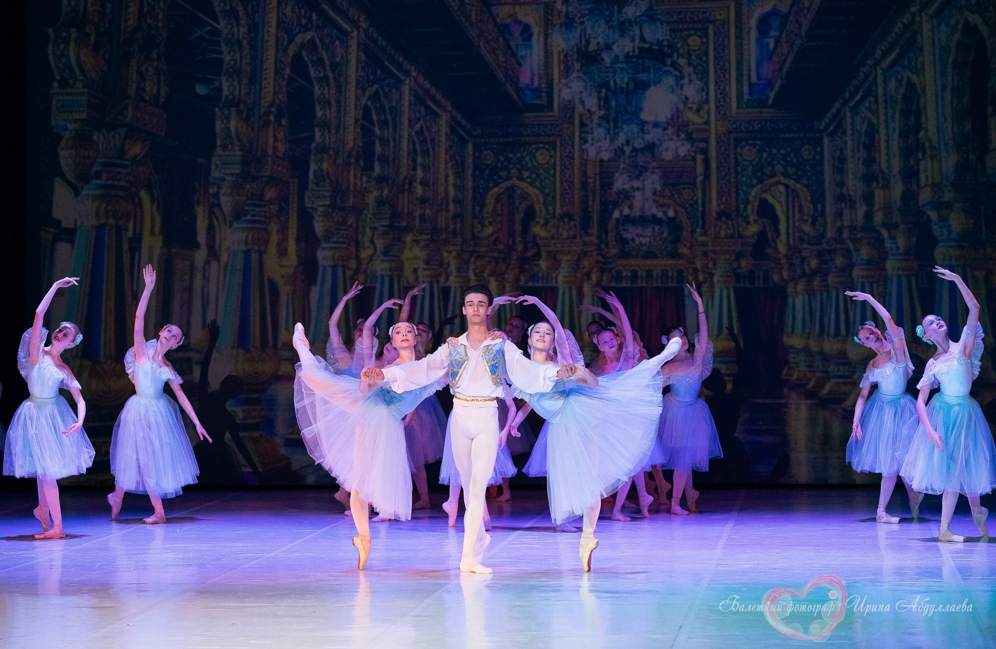 Хореографический колледж ЛЕДЯХ «Наставники»