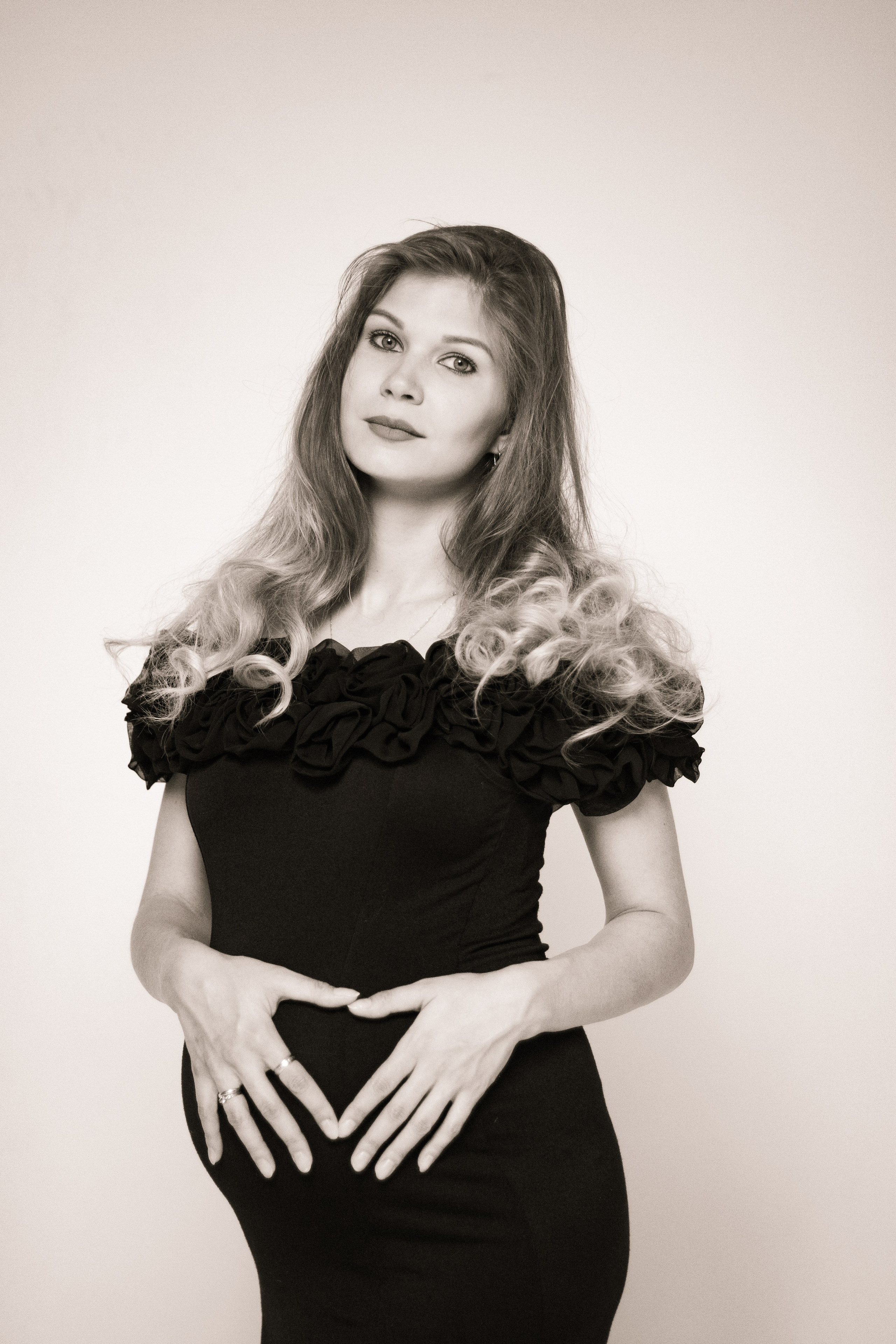 Студийная съемка. Фотограф в Астане, индивидуальная, семейная, домашняя фотосессия