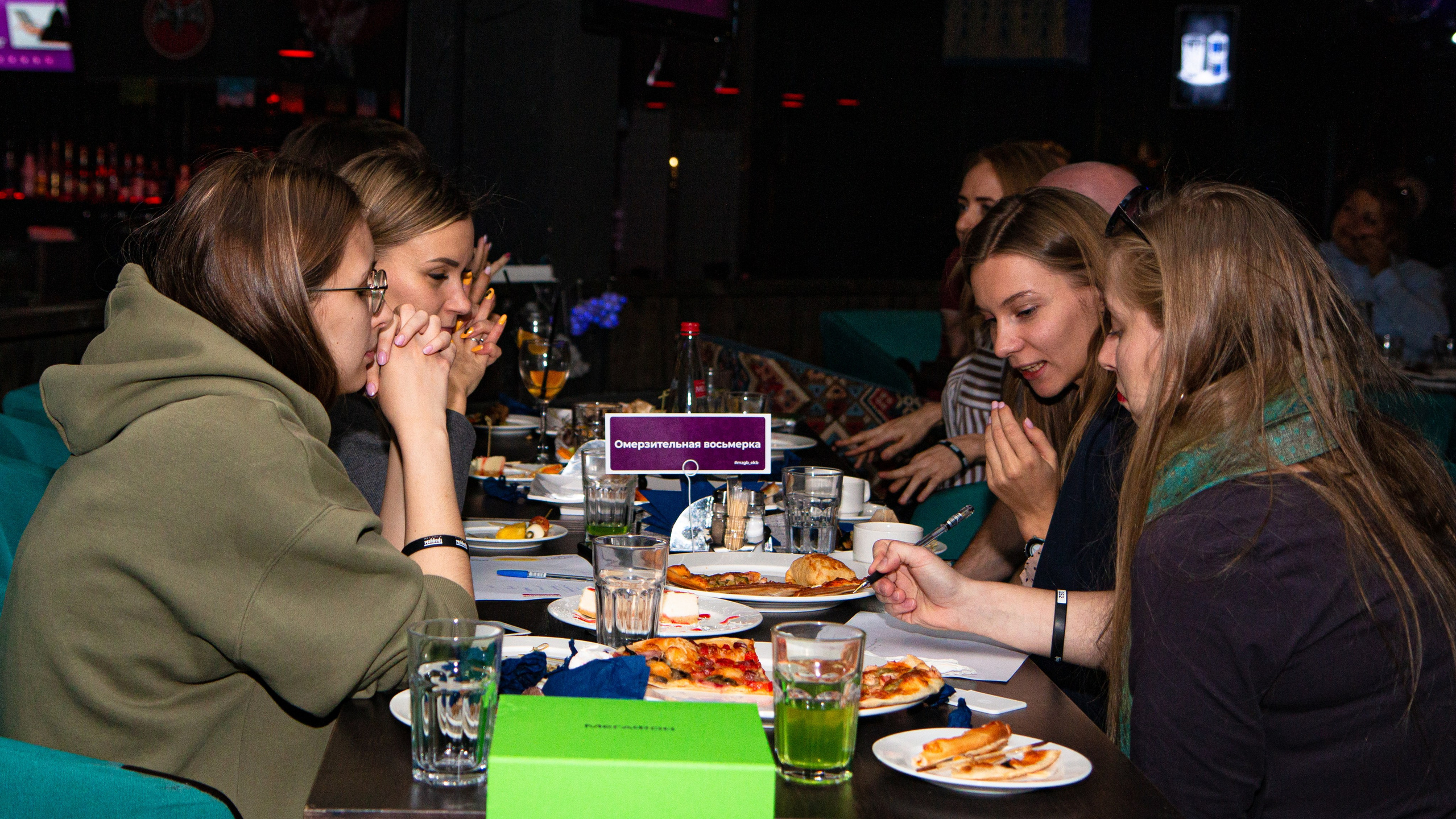 Новогодние корпоративы. Предметный и репортажный фотограф Алексей Кротов