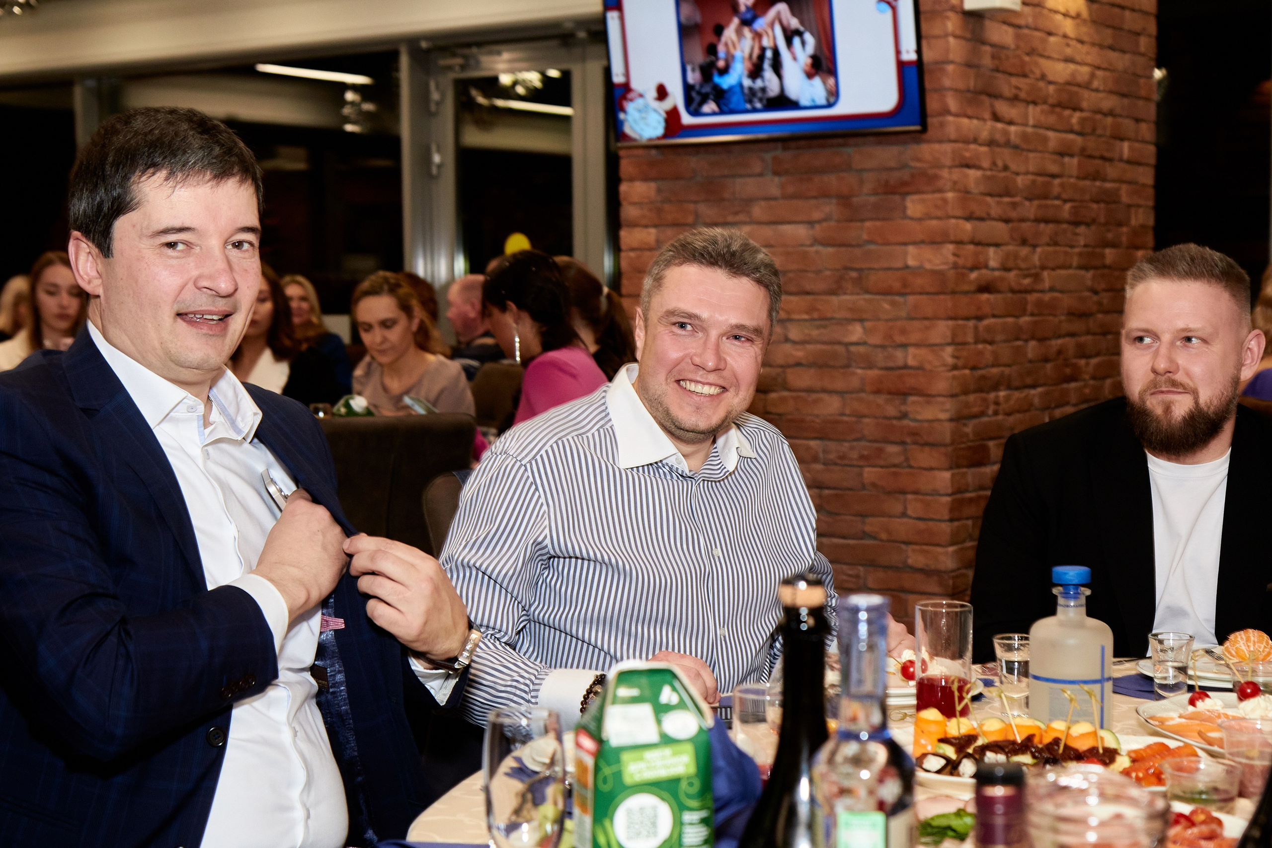 Новогодние корпоративы. Предметный и репортажный фотограф Алексей Кротов