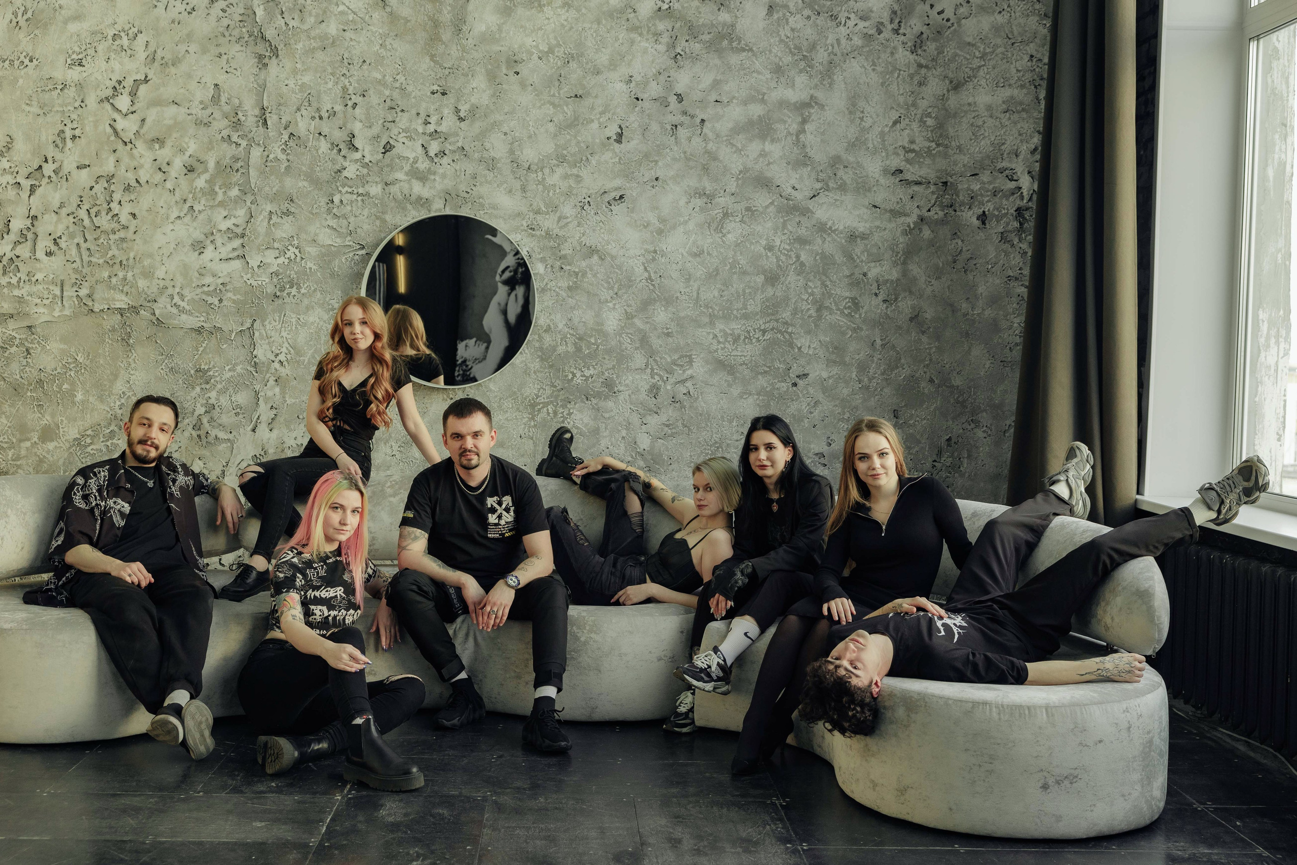 Коллективная фотосессия для мастеров тату-салона «Бить-Колотить». Алексей Шаров — свадебный и репортажный фотограф в Нижнем Новгороде