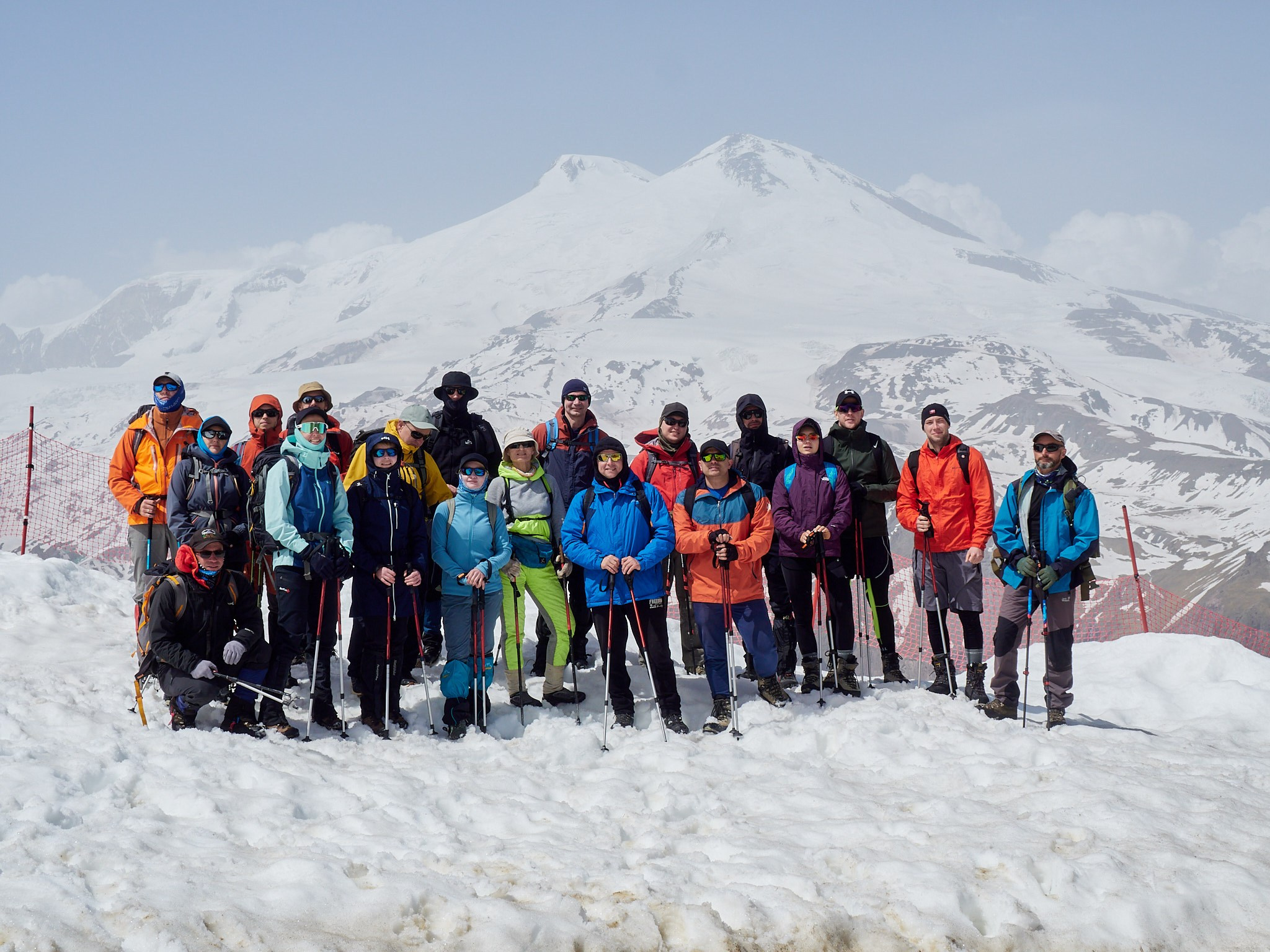 Документальная репортажная фотография в грах. Горный, высотный Фотограф на Эльбрусе Георгий