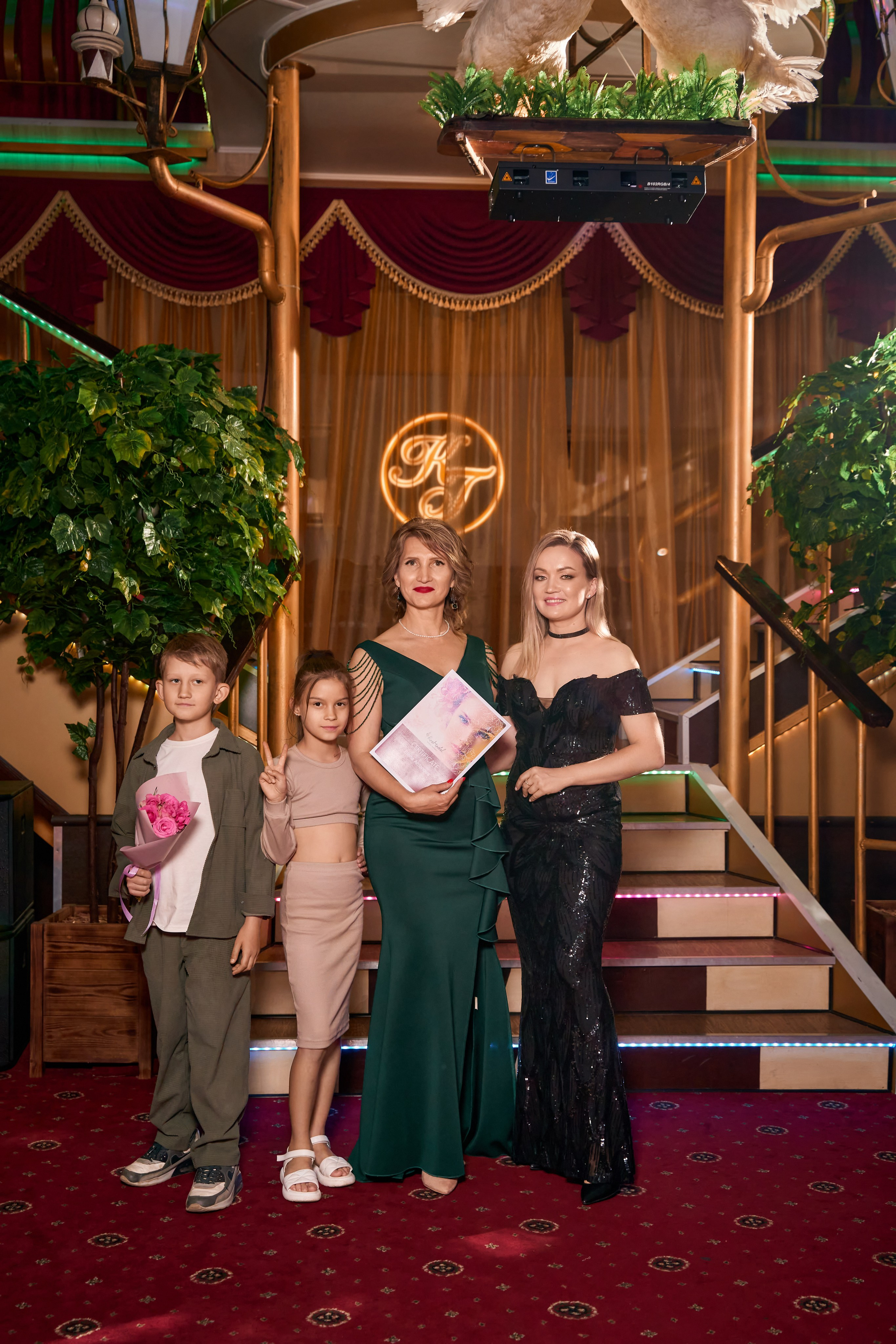 Выпускной моделей. Портретный, семейный и репортажный фотограф в г. Чебоксары Дмитрий Мак