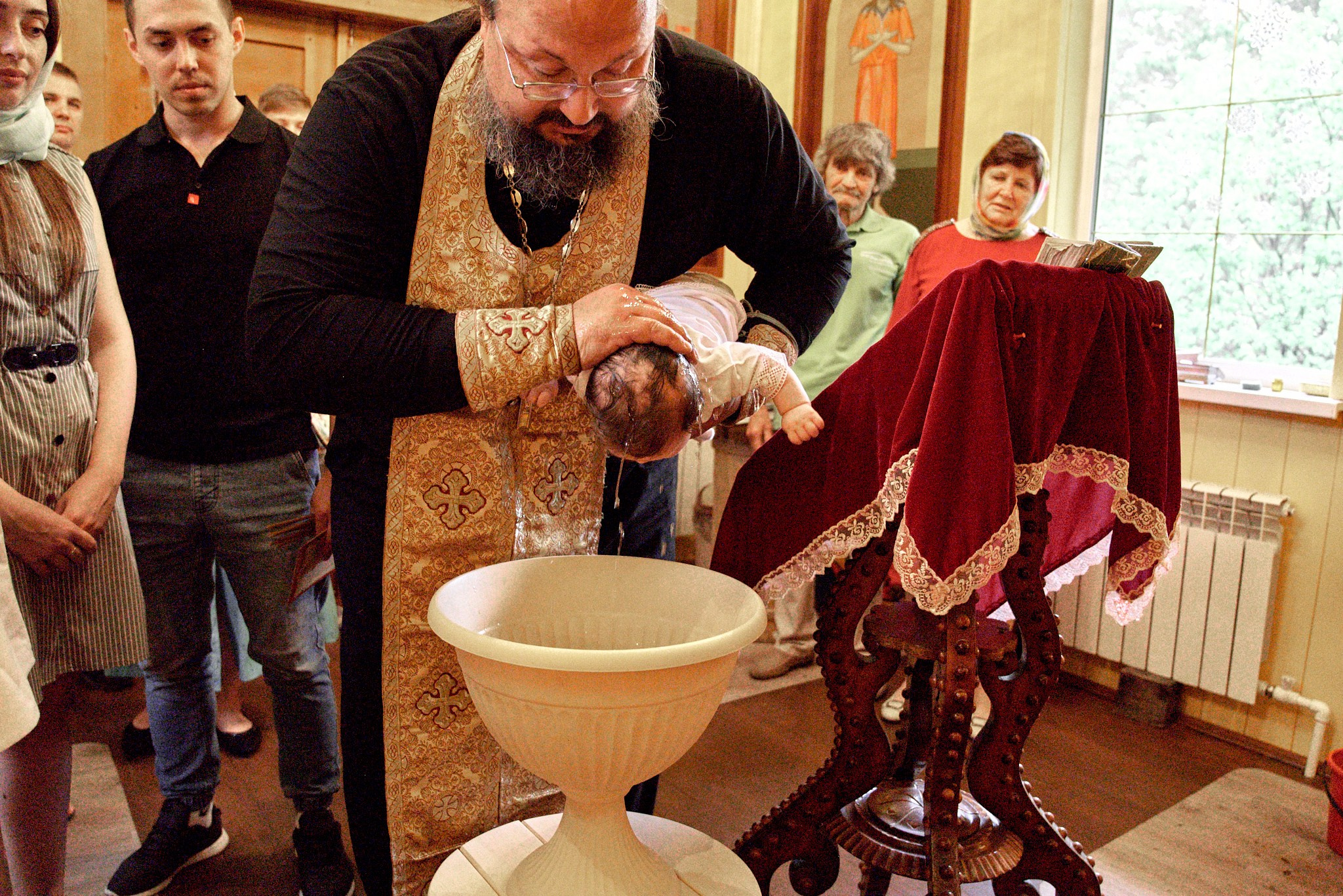 Фотосессия крещение Варвары