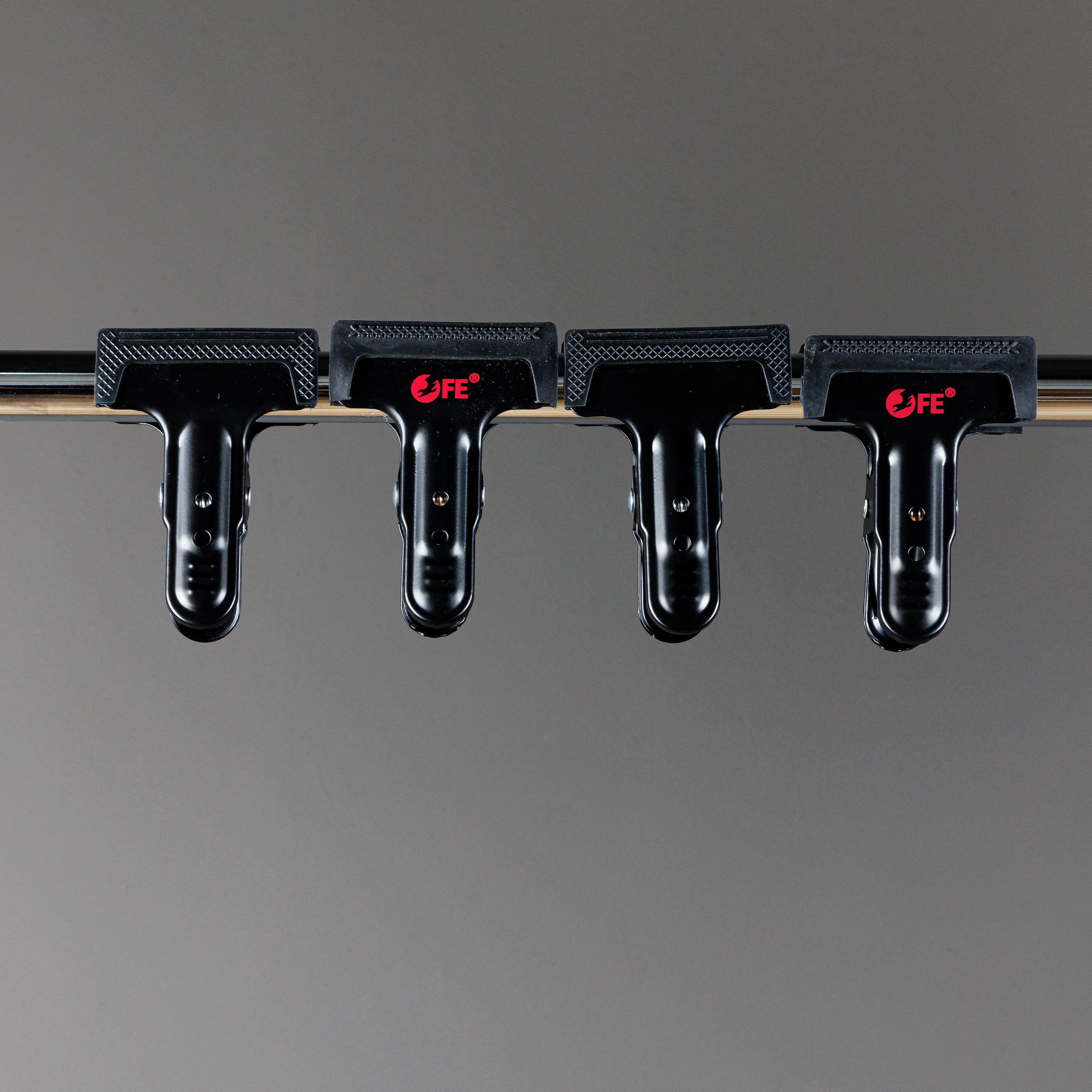 Вешалки.Подвесы